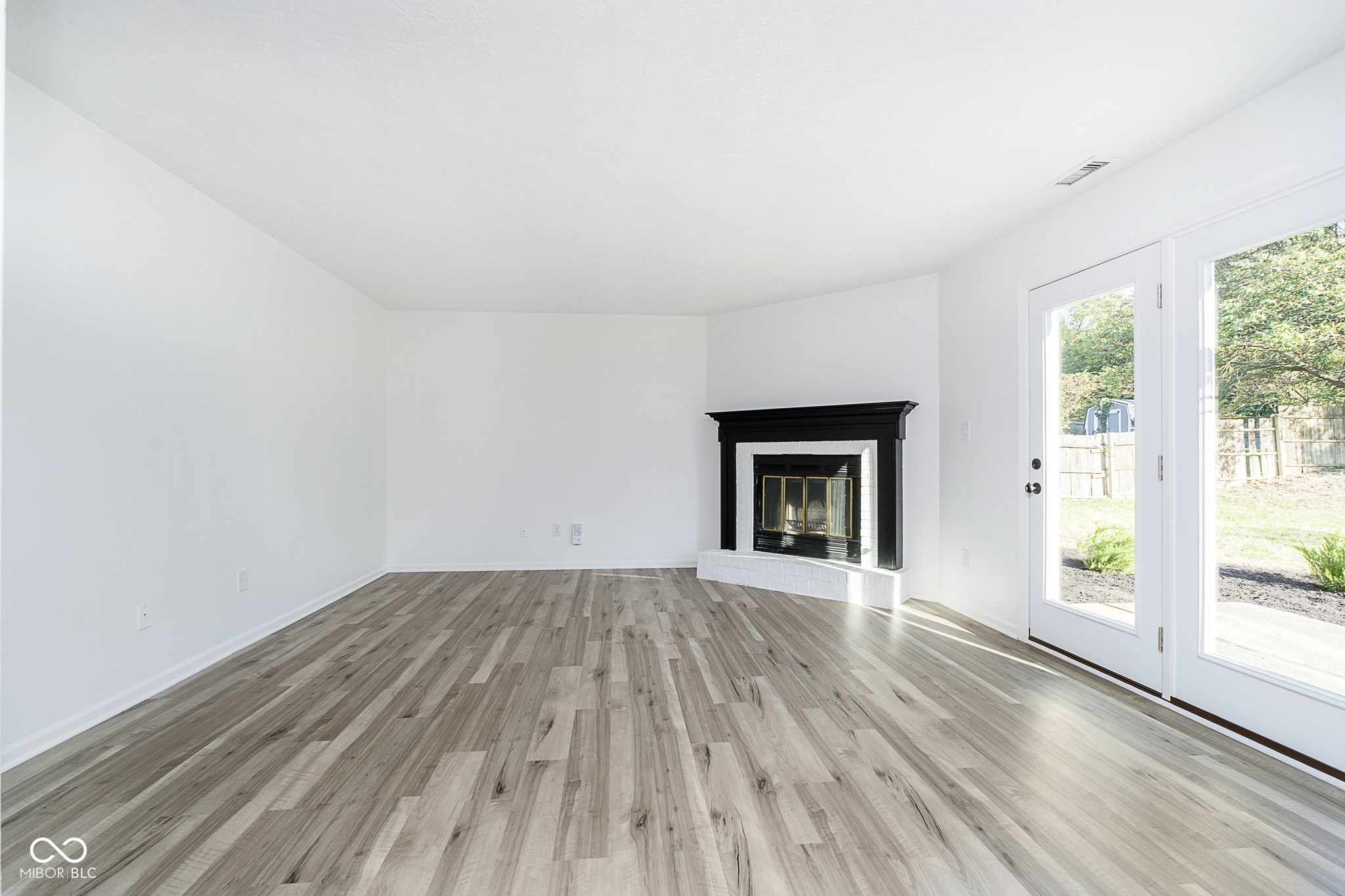 11127 Bayridge Circle W