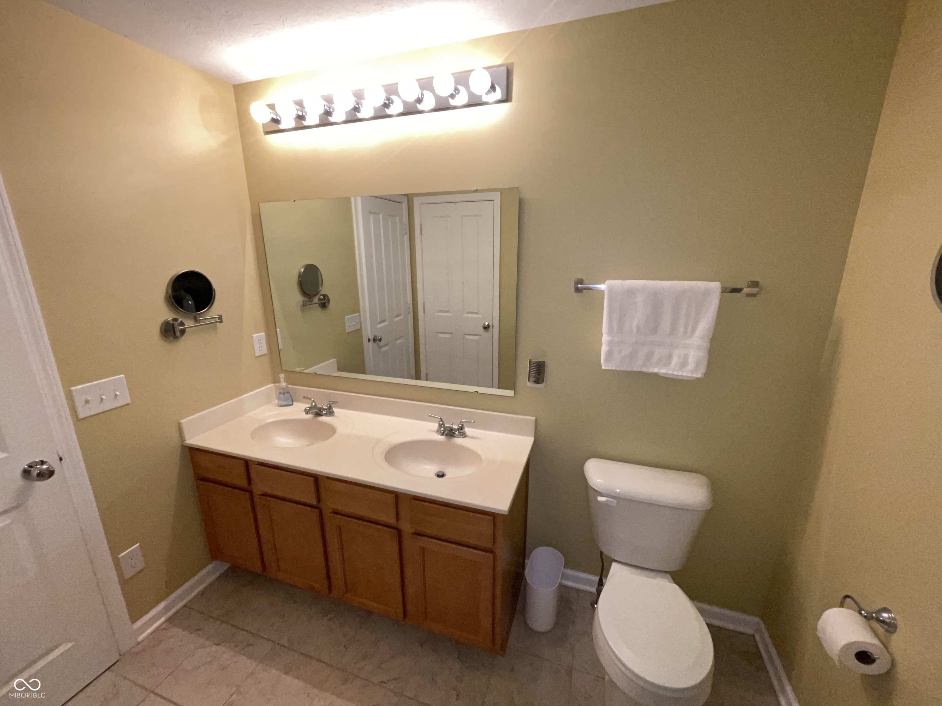 5211 Nicodemus Drive