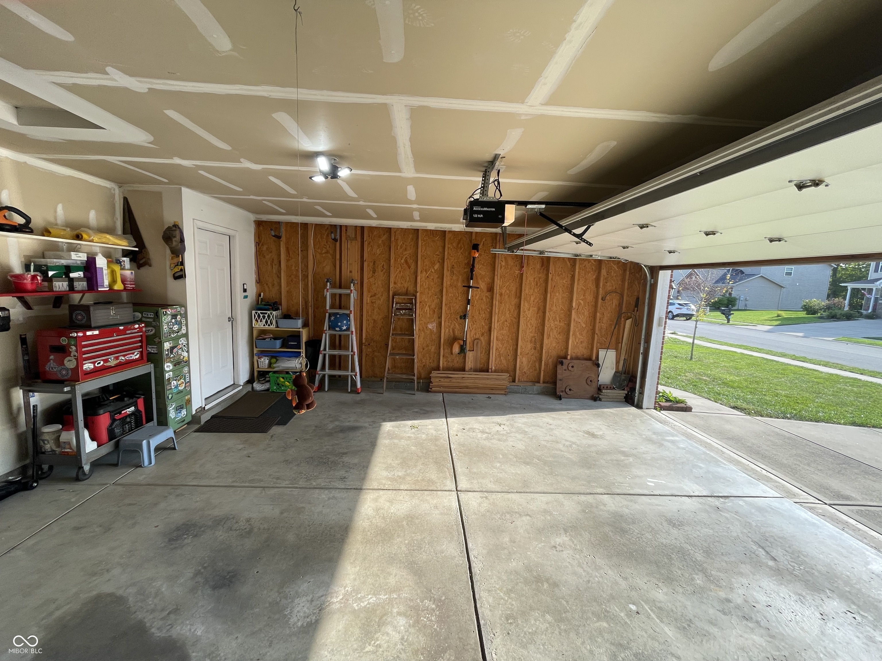 5211 Nicodemus Drive