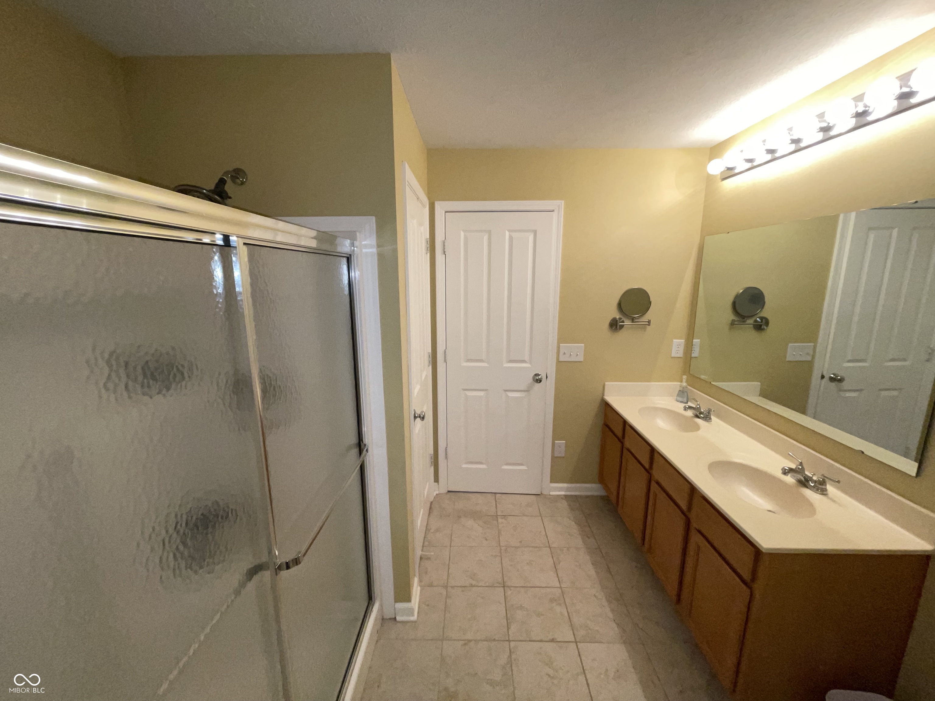 5211 Nicodemus Drive