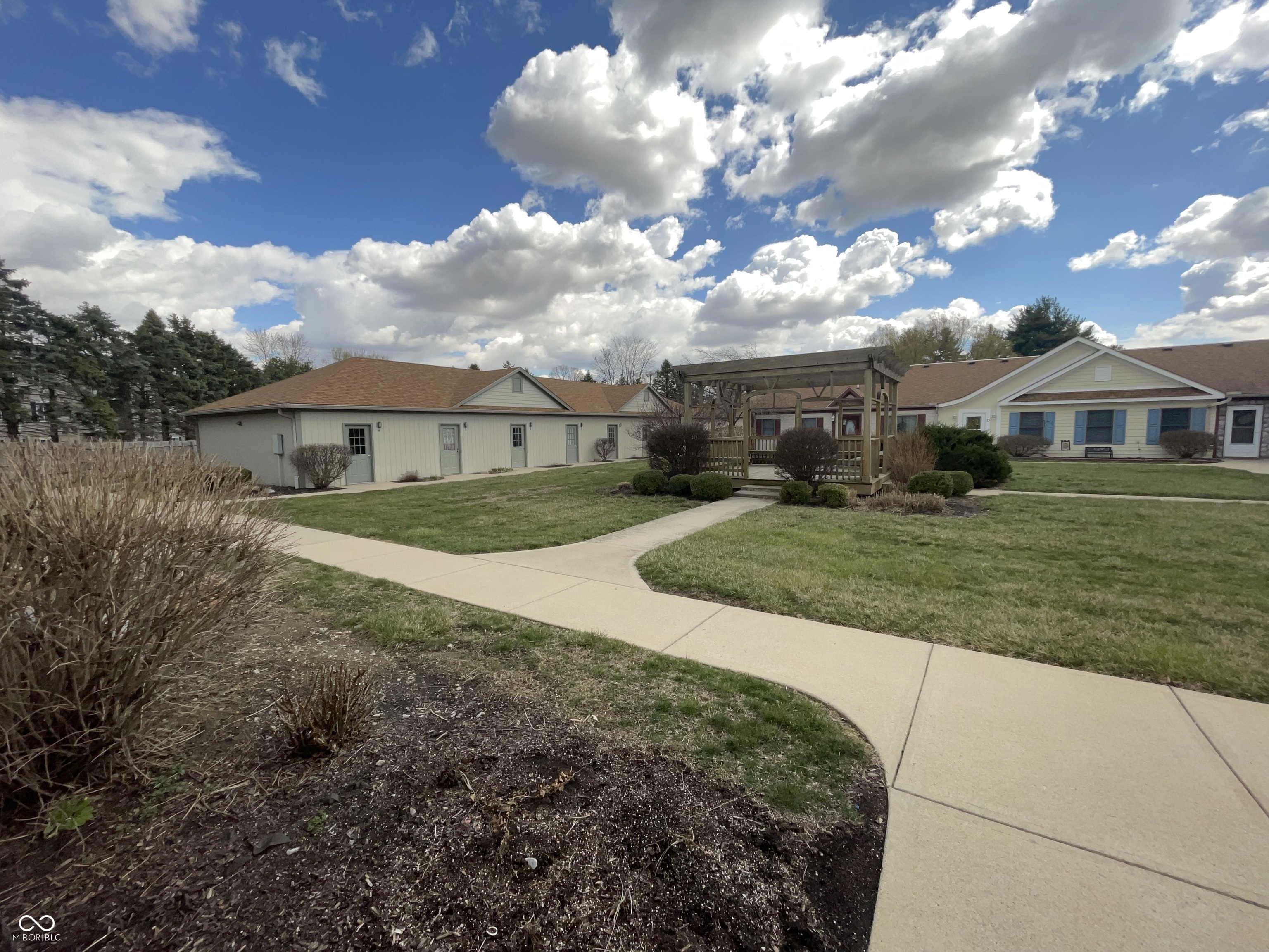 1711 Lafayette Avenue Unit: 5