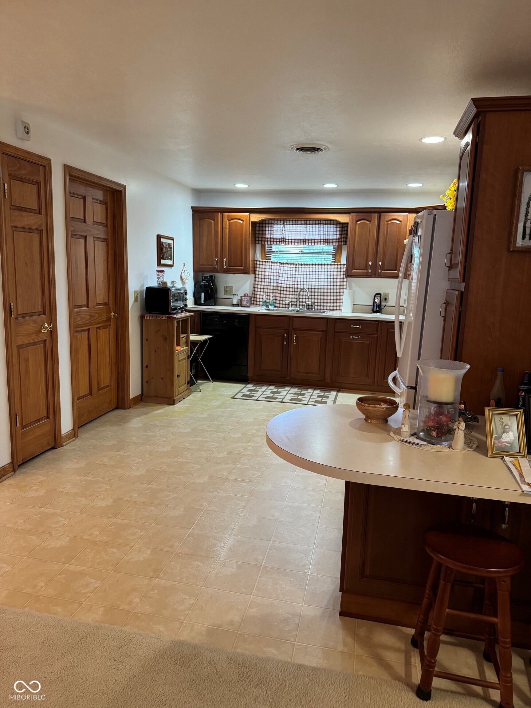 1711 Lafayette Avenue Unit: 7