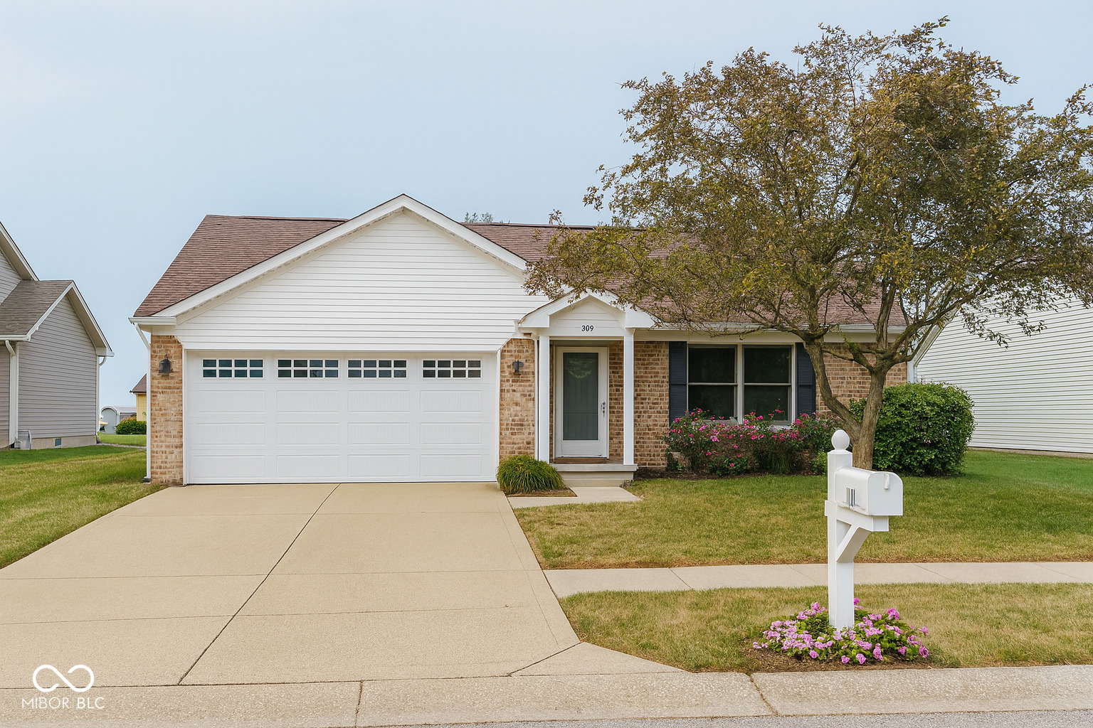 214 Lakeshore Drive