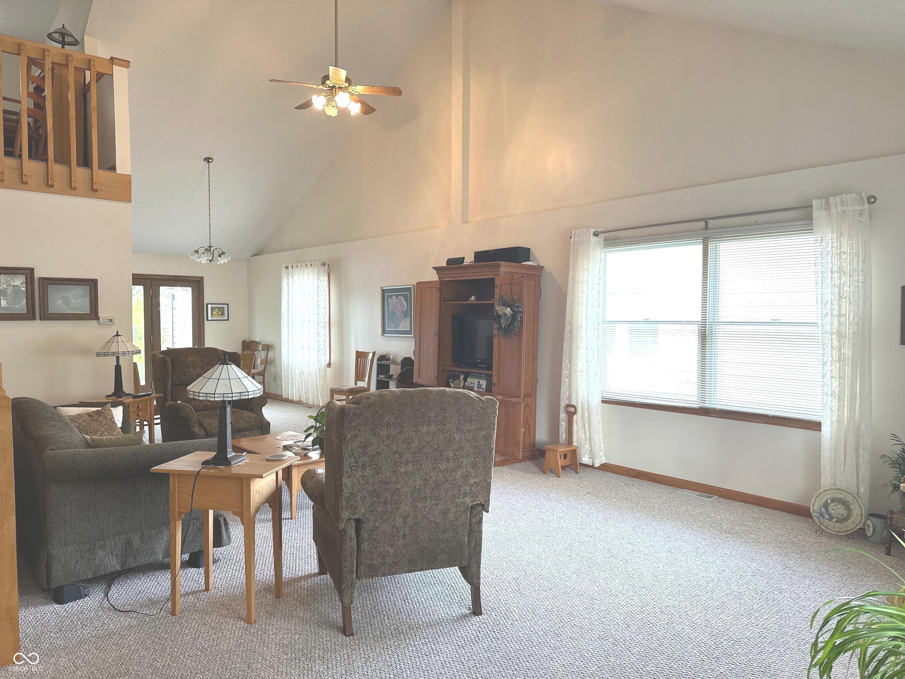 214 Lakeshore Drive