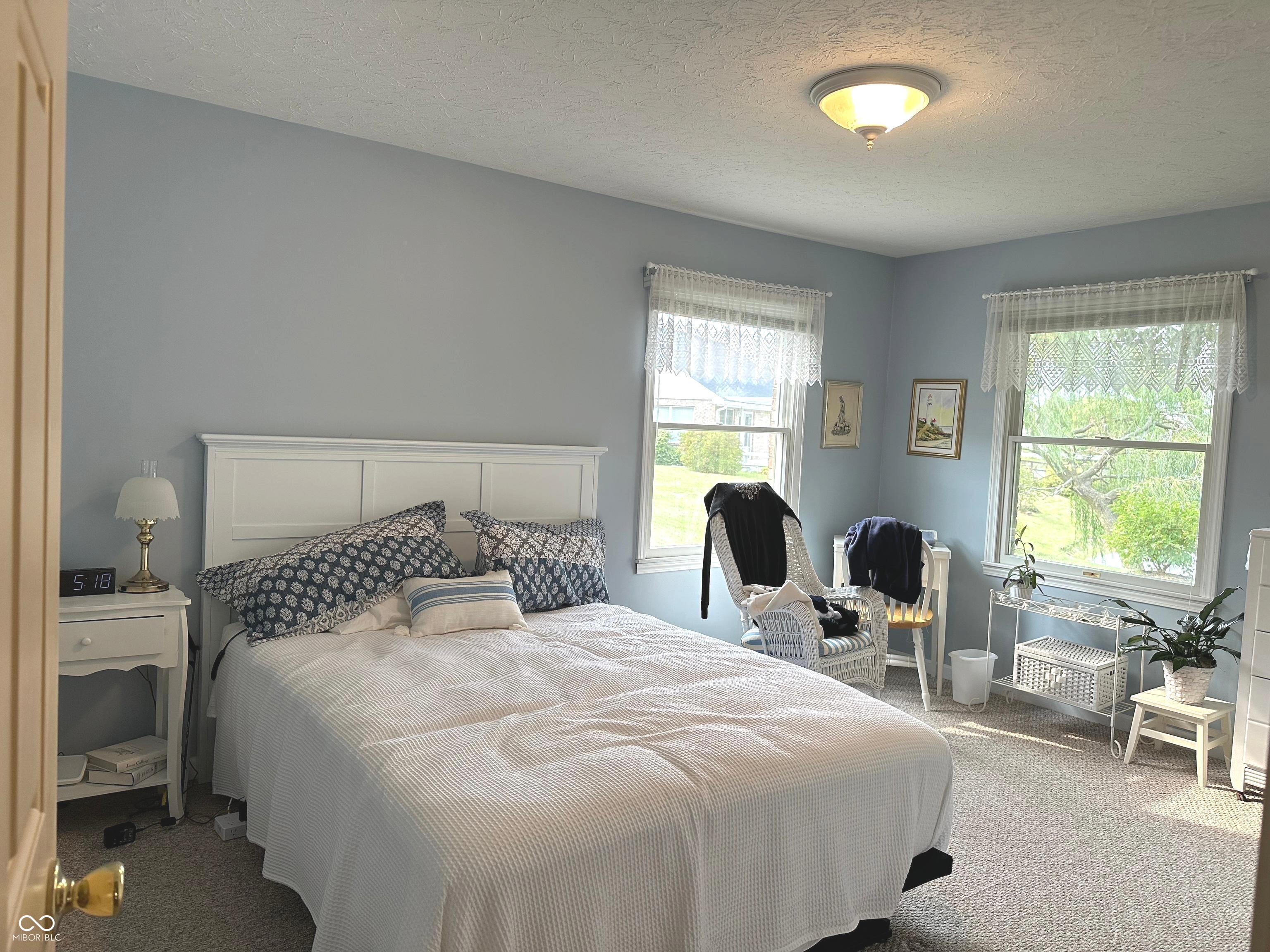 214 Lakeshore Drive