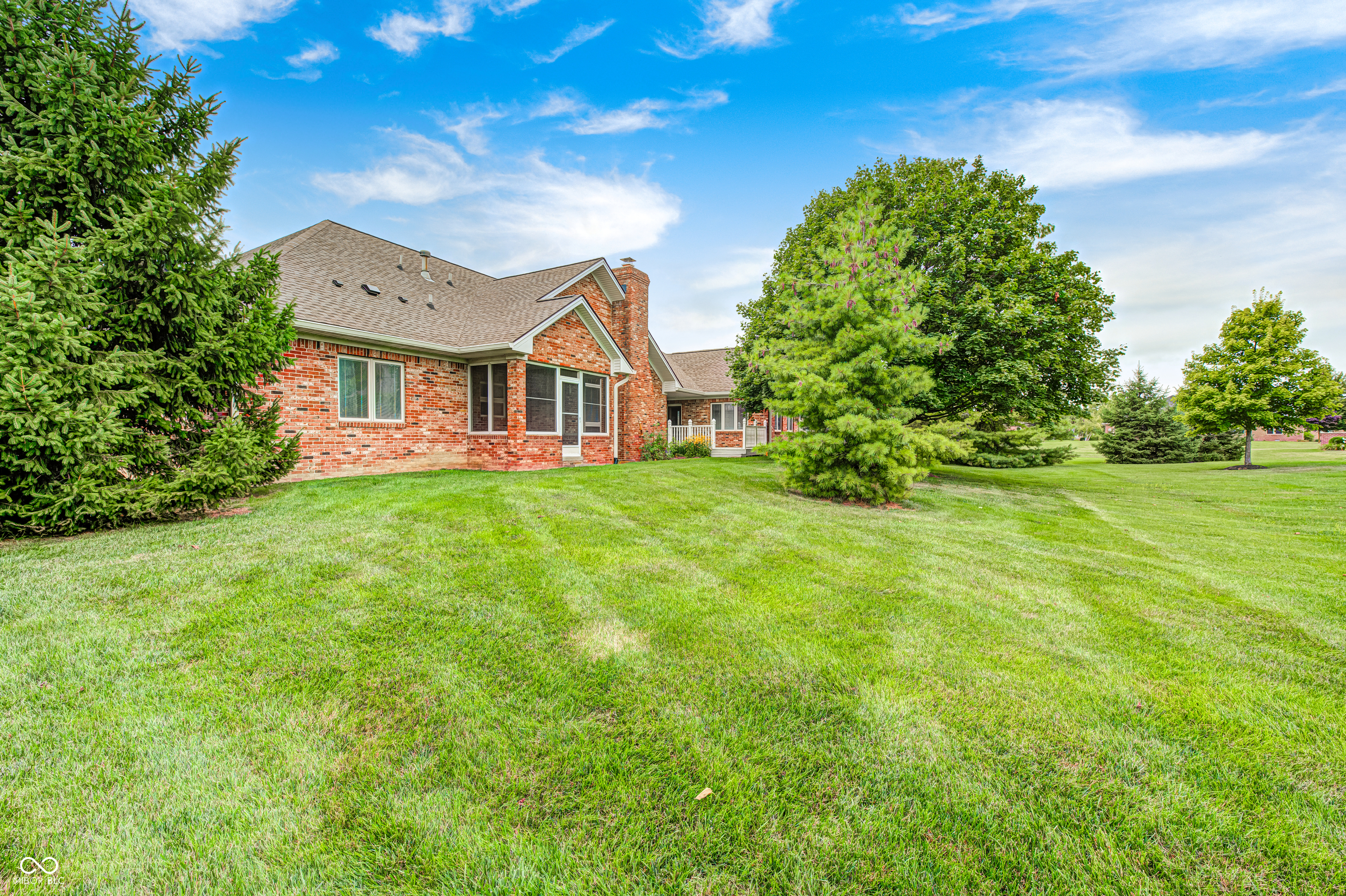 2325 Golfside Drive
