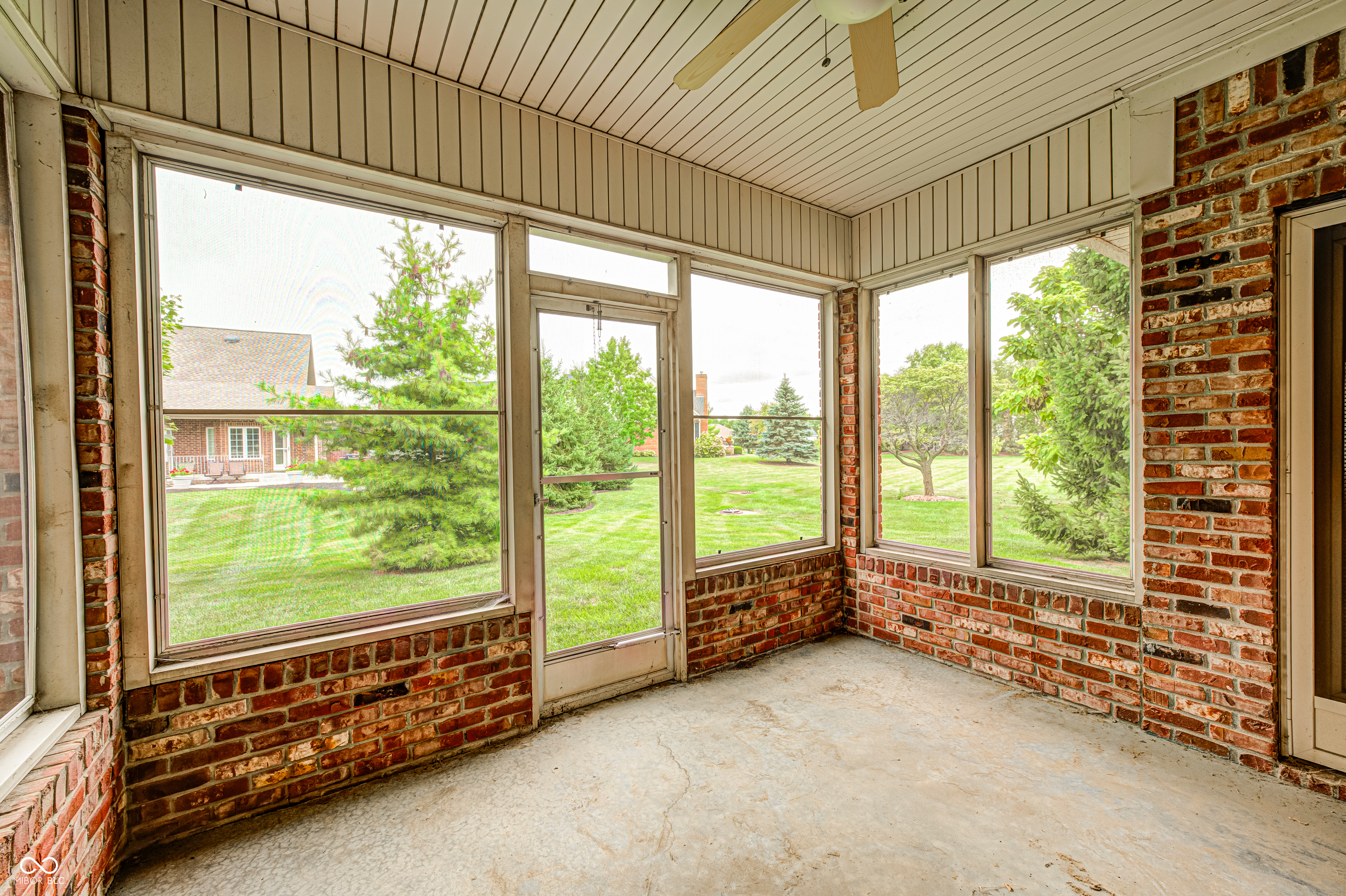2325 Golfside Drive