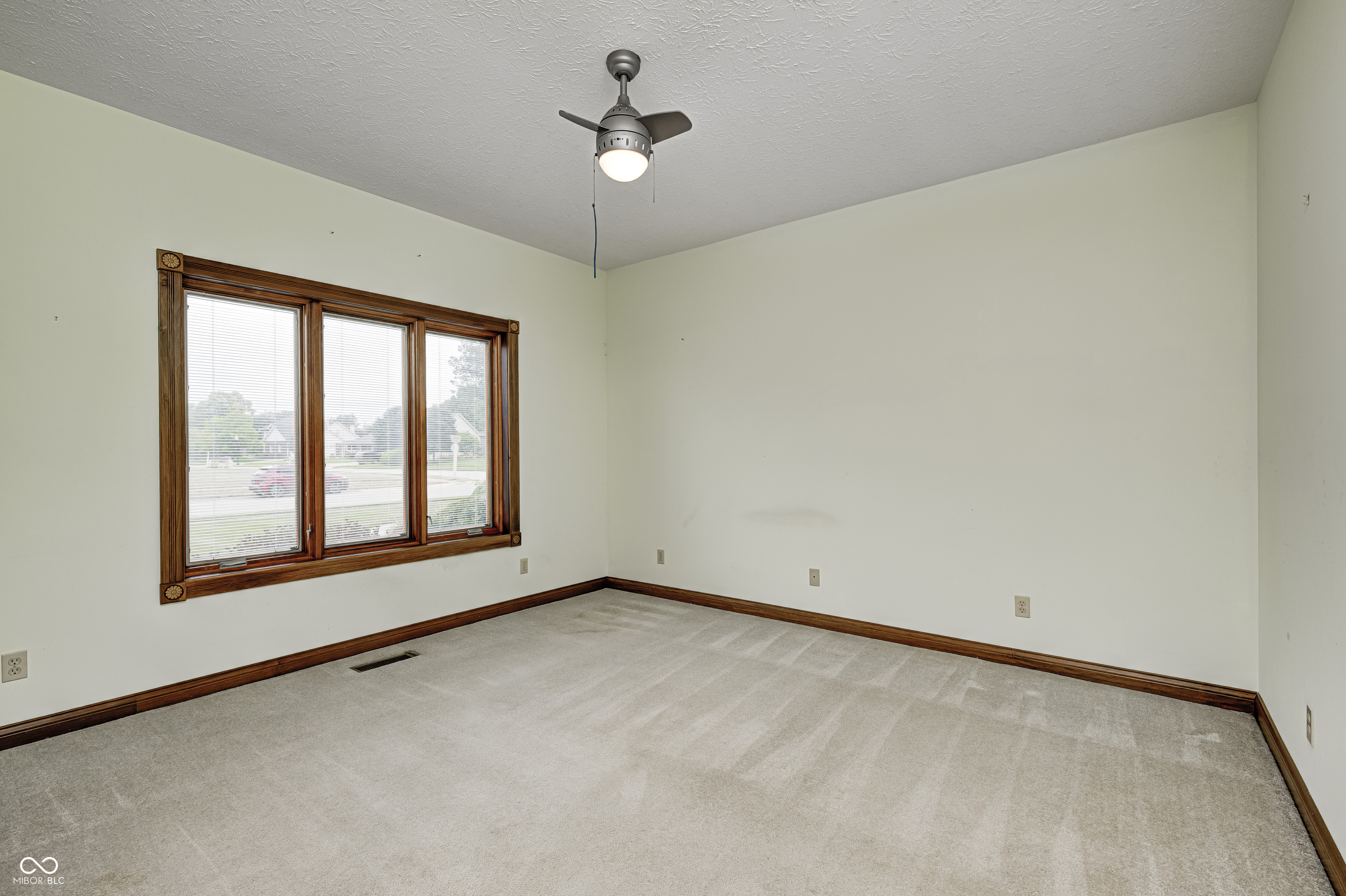2325 Golfside Drive