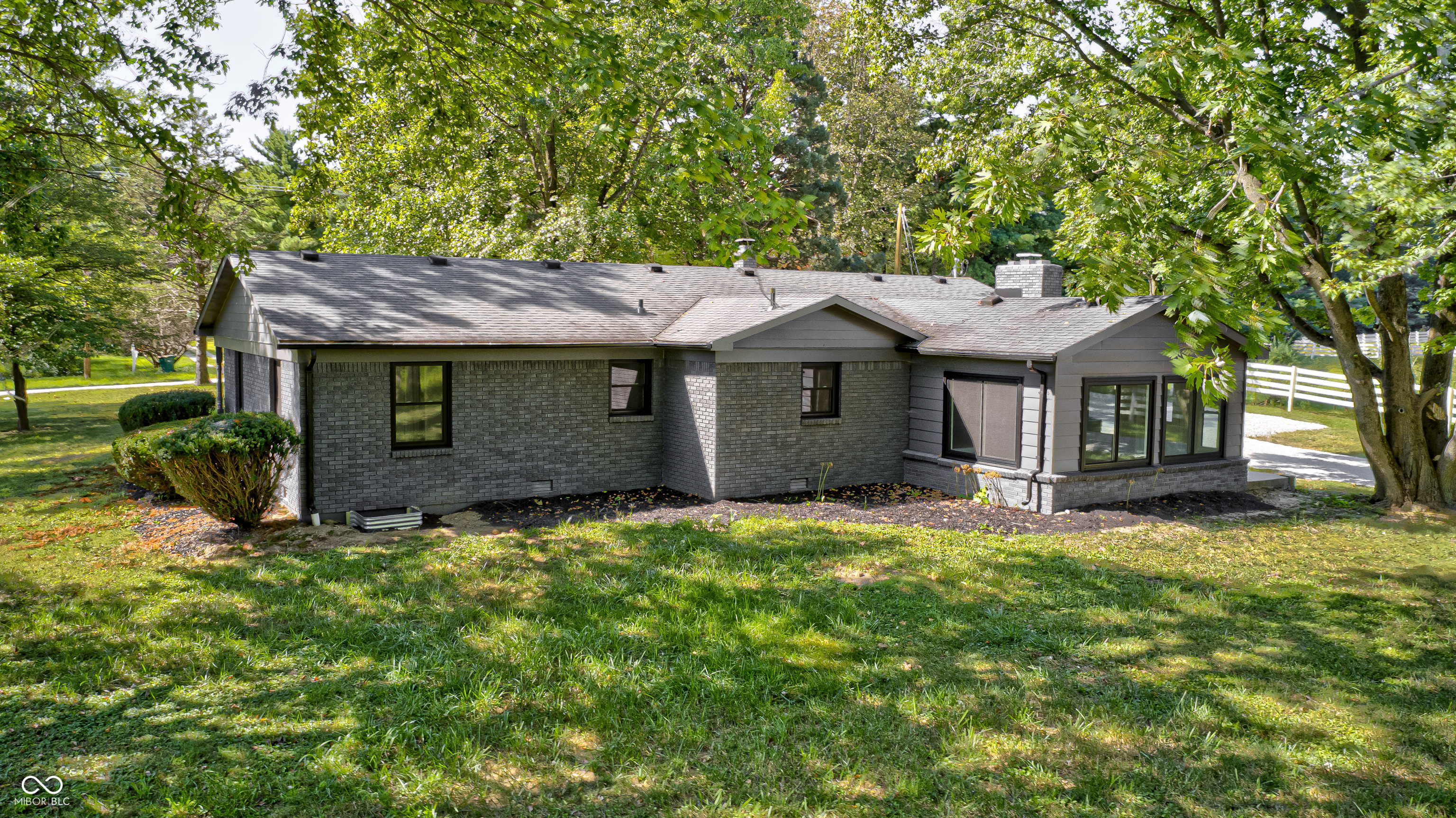 4326 W 156th Street