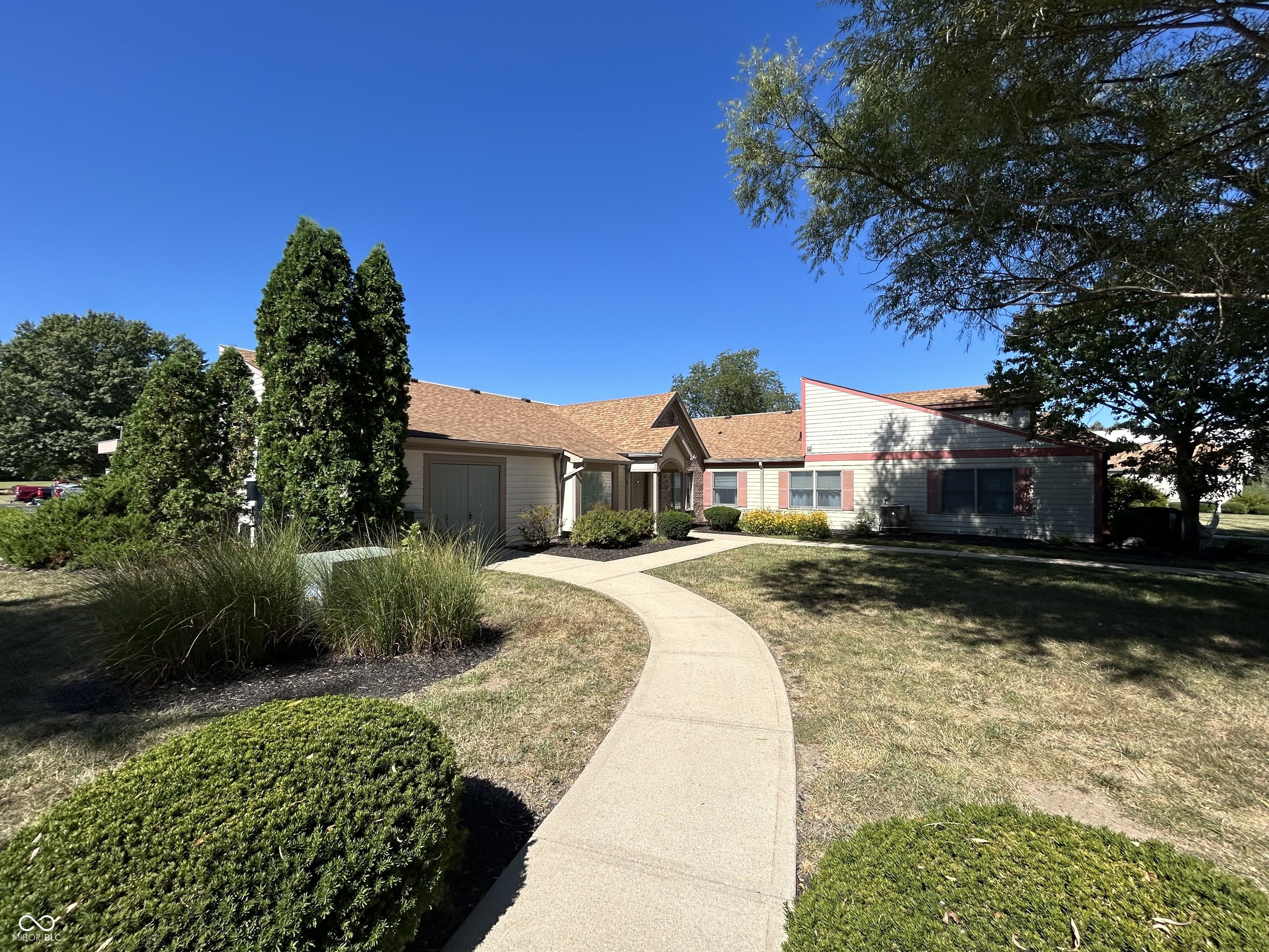 1711 Lafayette Avenue Unit: 19