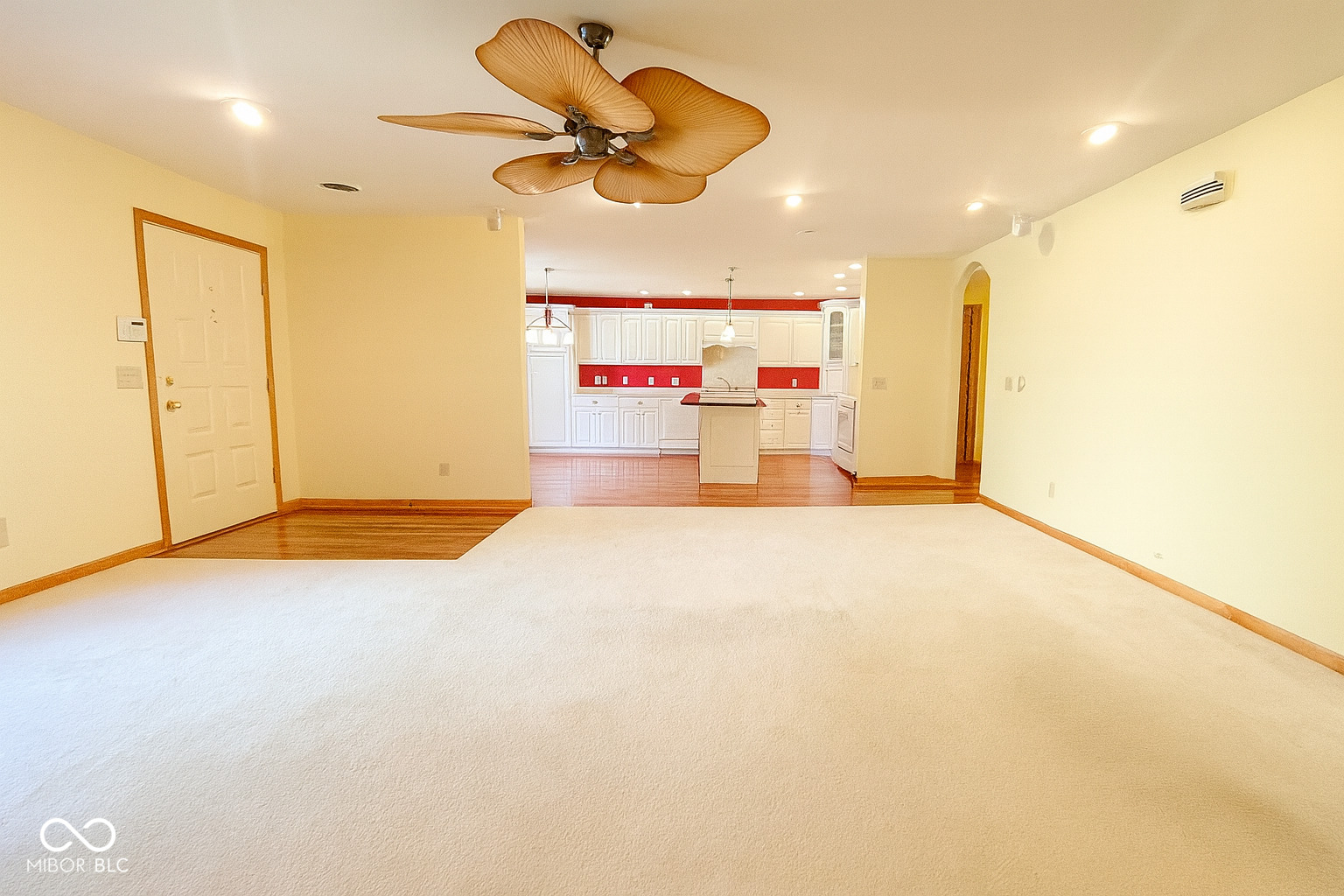 1711 Lafayette Avenue Unit: 19