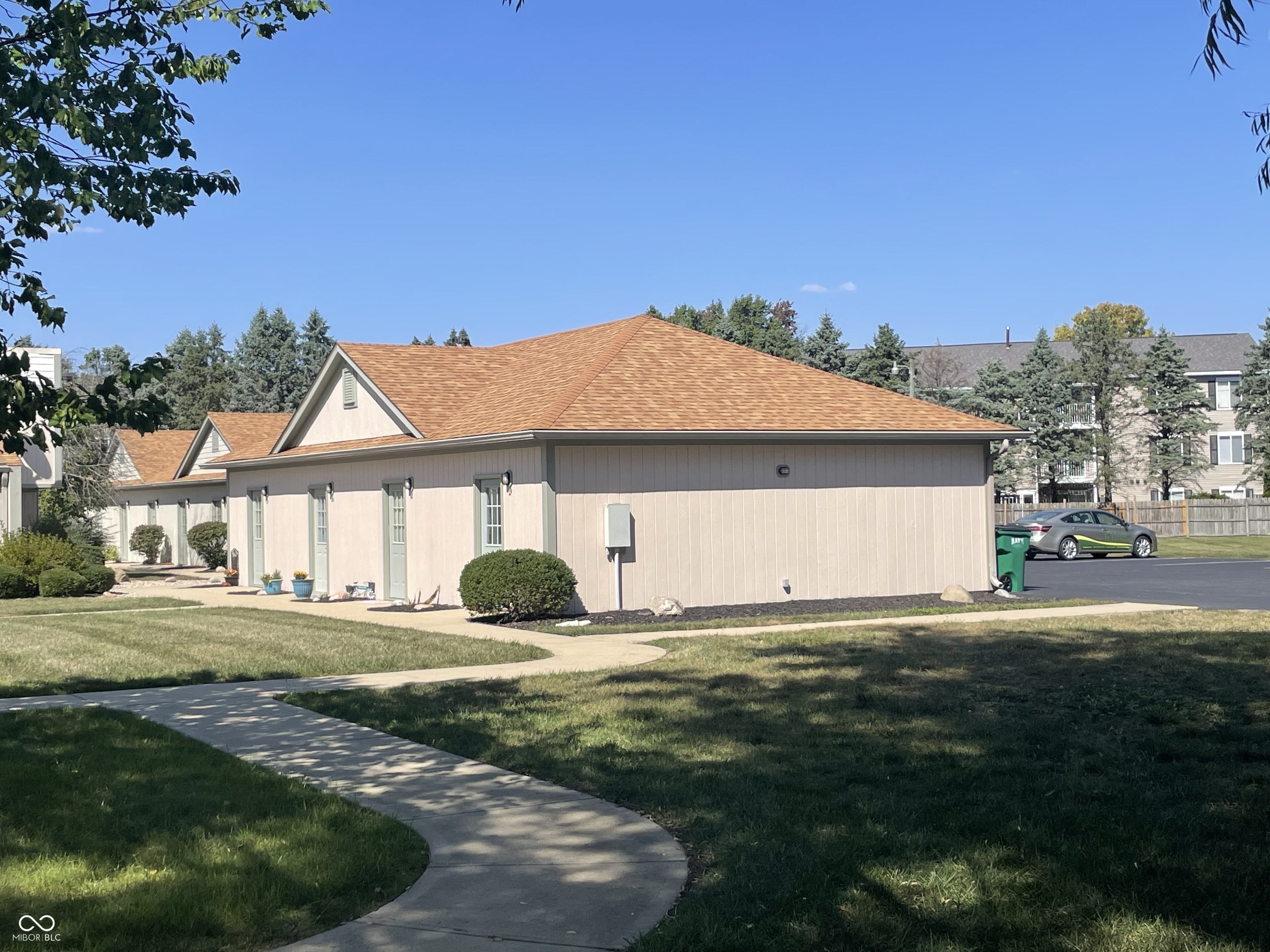 1711 Lafayette Avenue Unit: 19