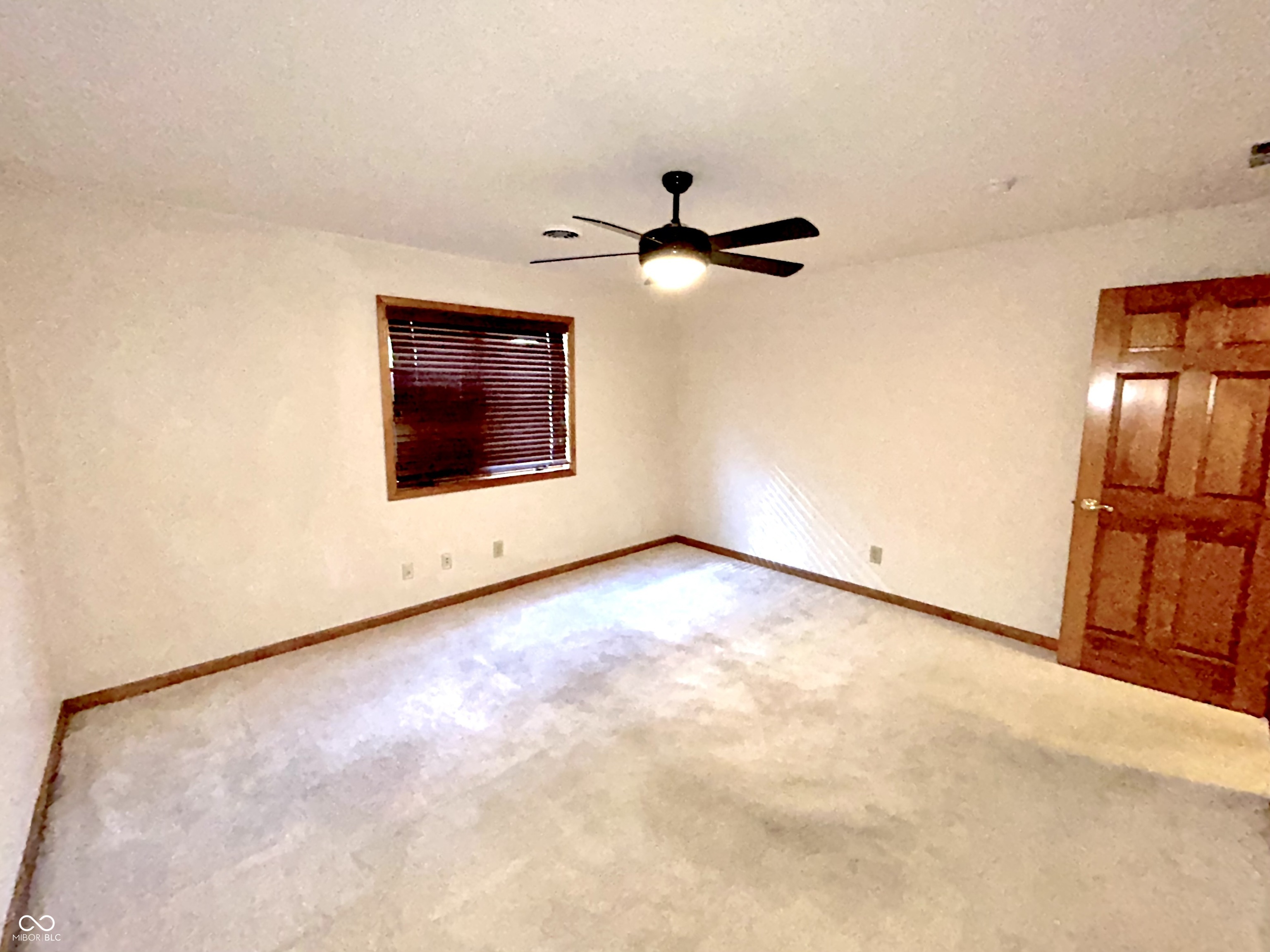 1711 Lafayette Avenue Unit: 19