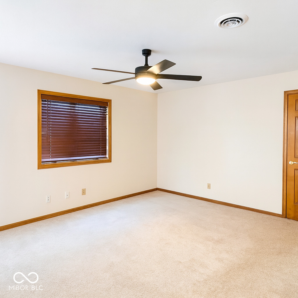 1711 Lafayette Avenue Unit: 19