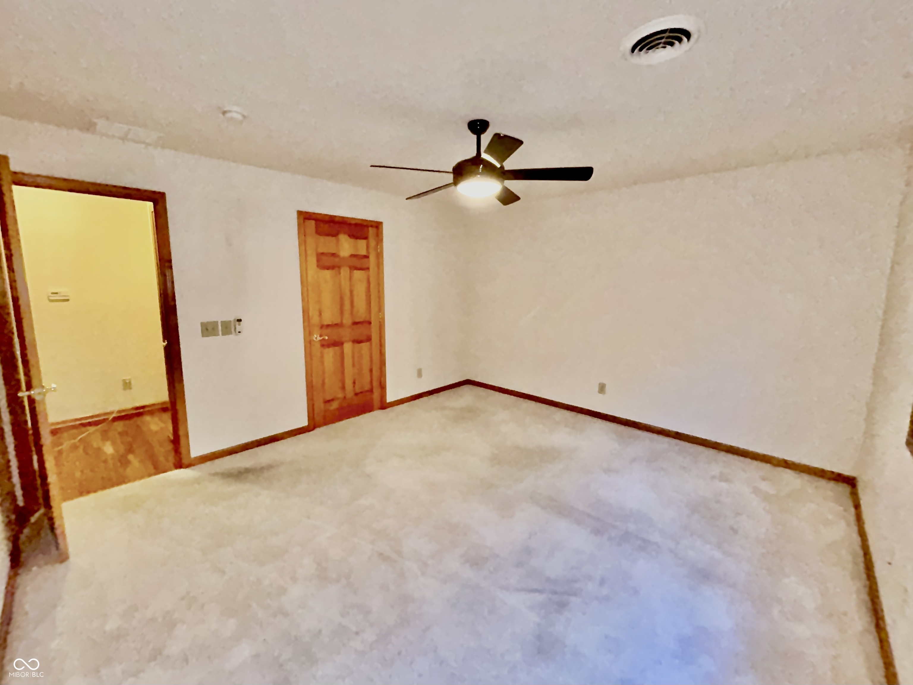 1711 Lafayette Avenue Unit: 19