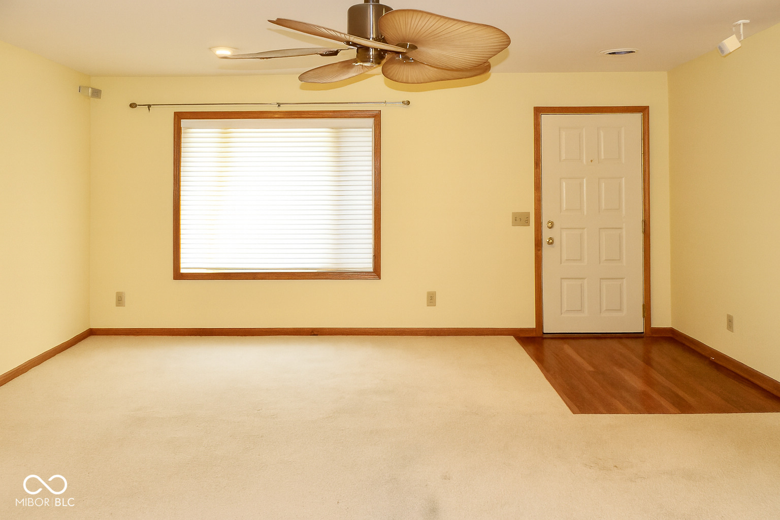 1711 Lafayette Avenue Unit: 19