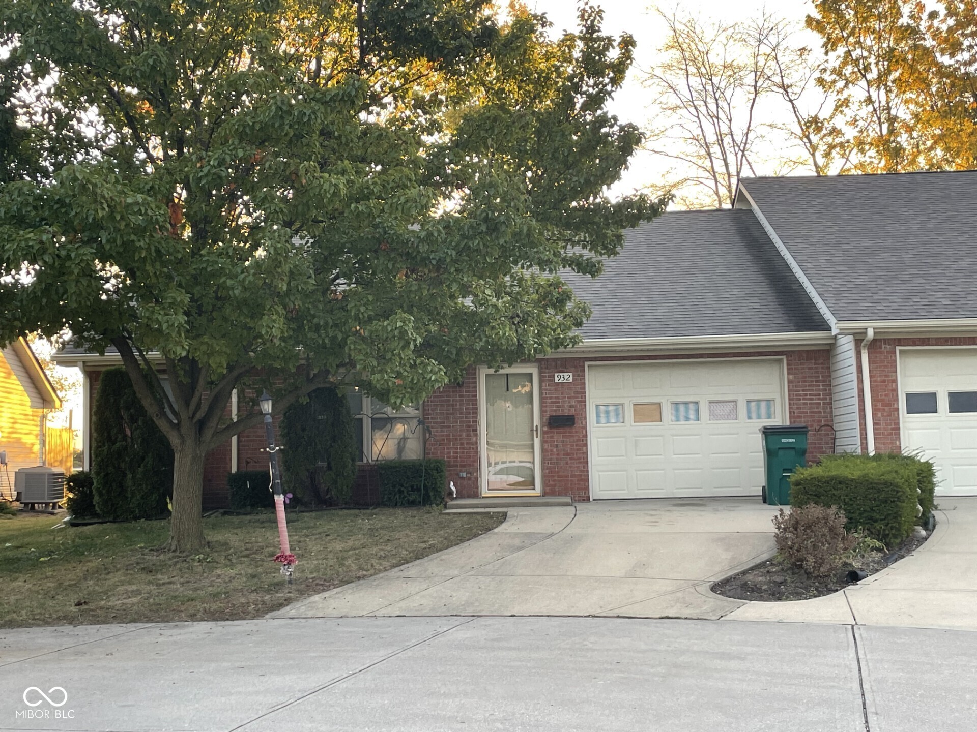932 Sorrell Court