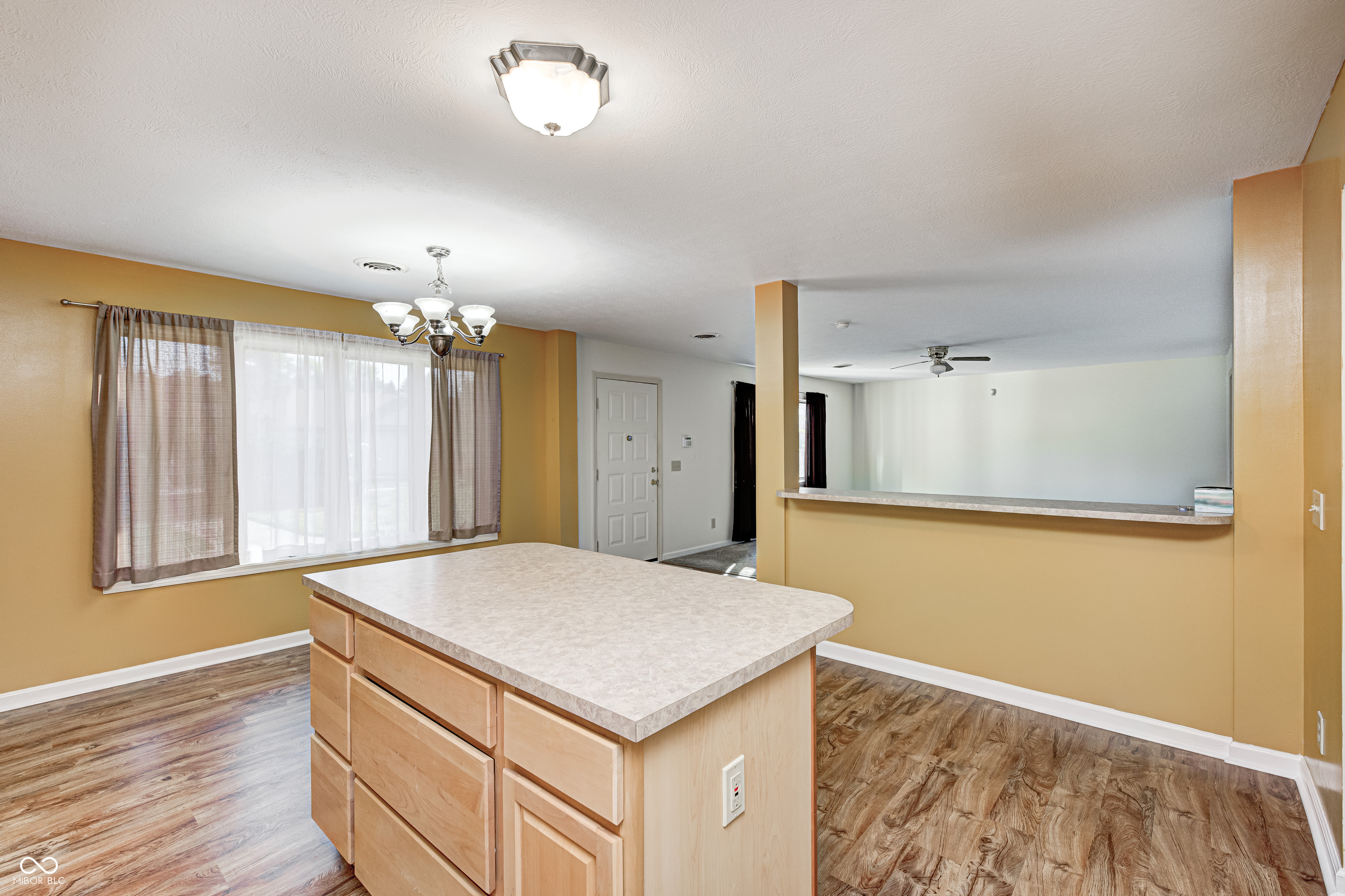 1711 Lafayette Avenue Unit: UNIT 8