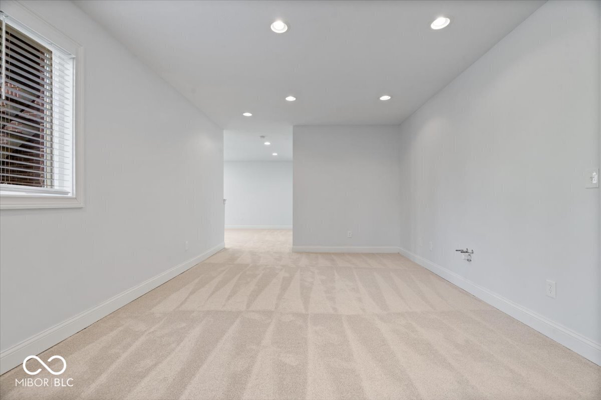 4978 Willow Ridge Court