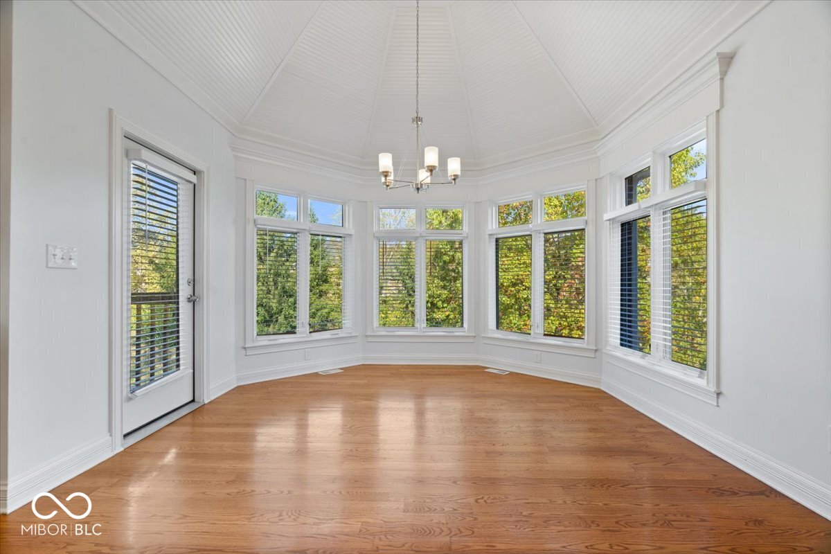 4978 Willow Ridge Court