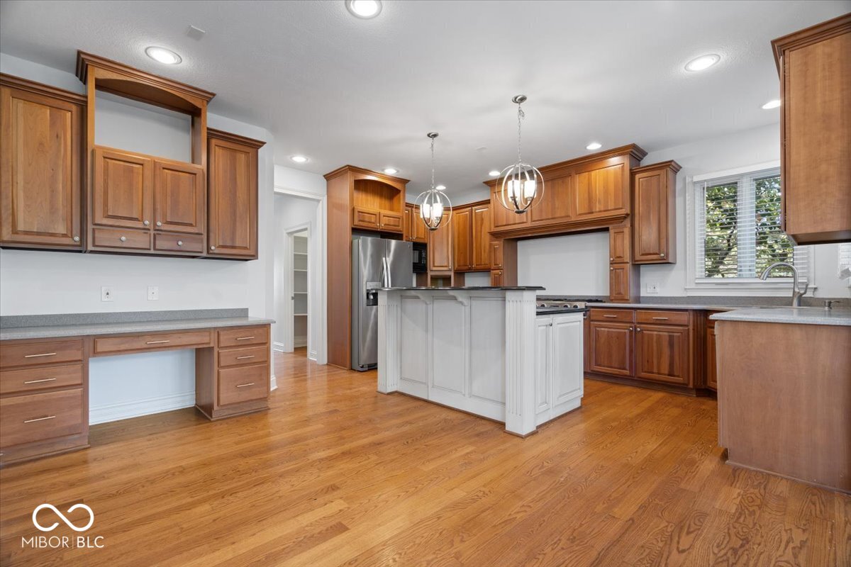 4978 Willow Ridge Court