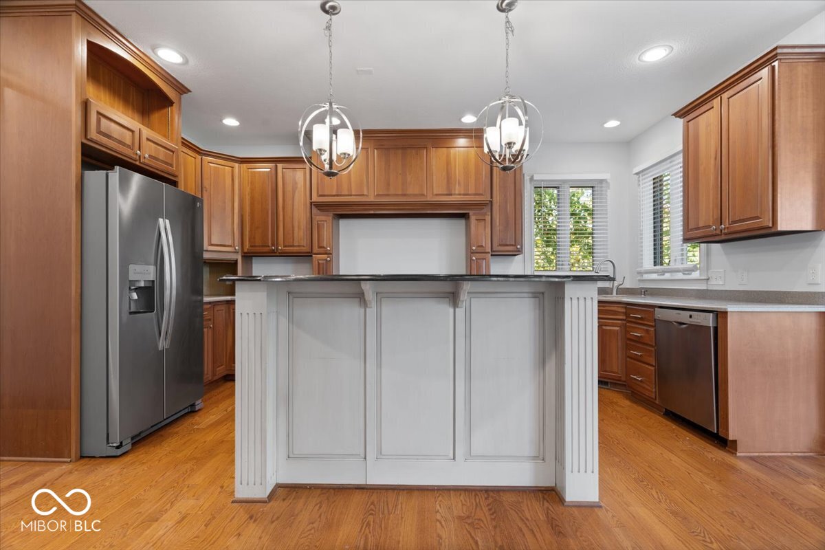 4978 Willow Ridge Court