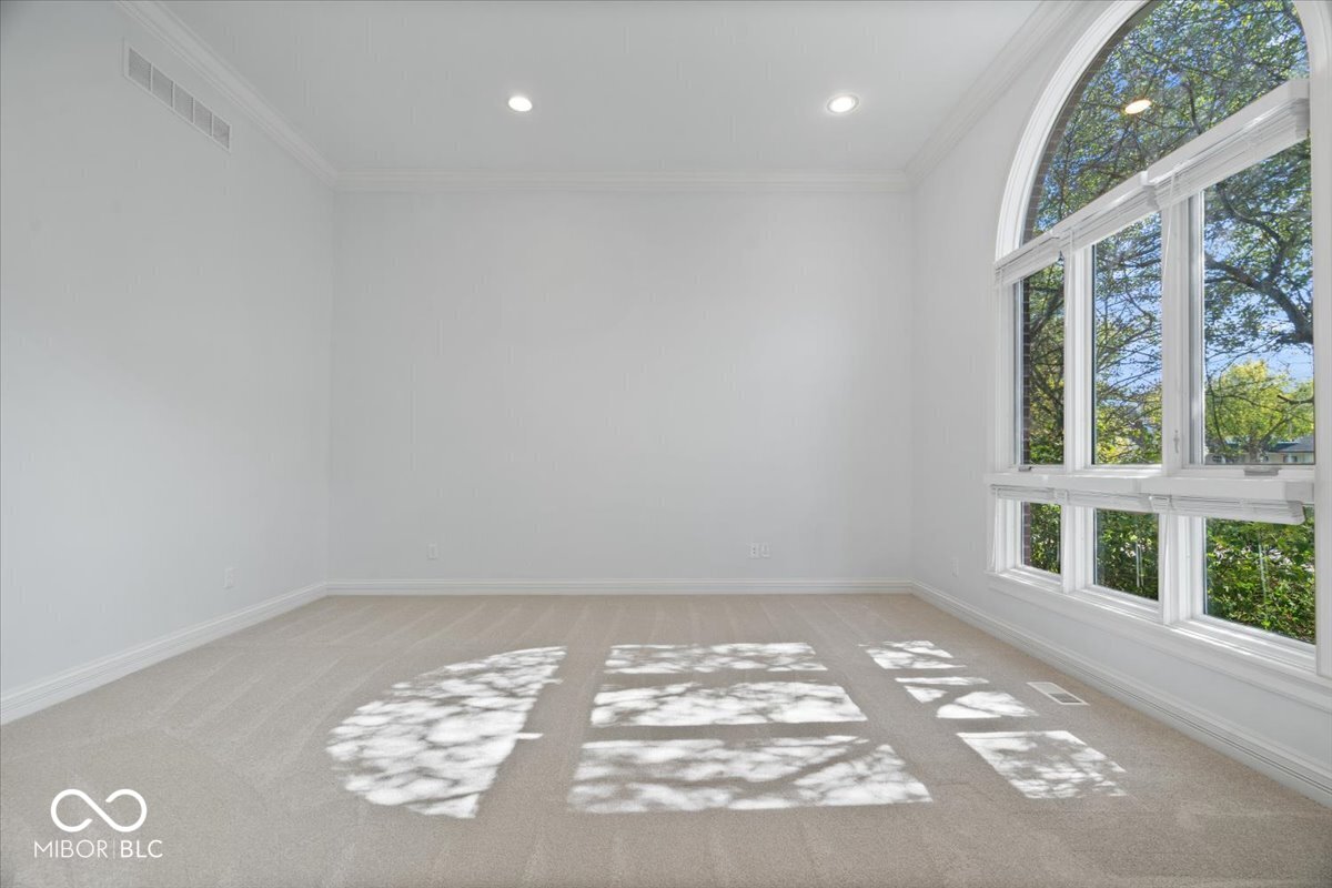 4978 Willow Ridge Court