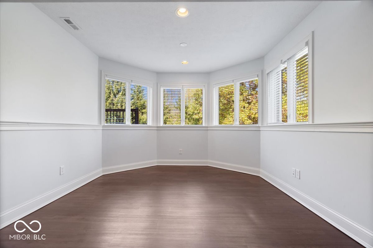 4978 Willow Ridge Court