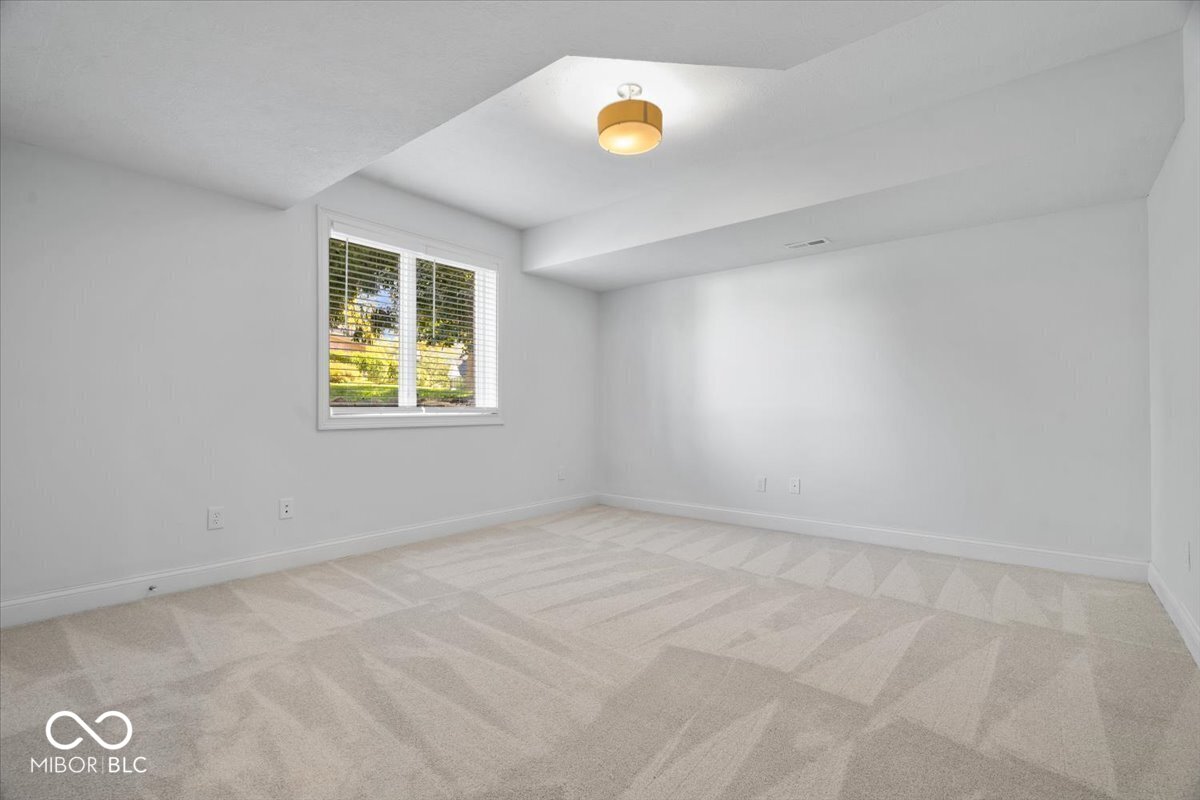 4978 Willow Ridge Court