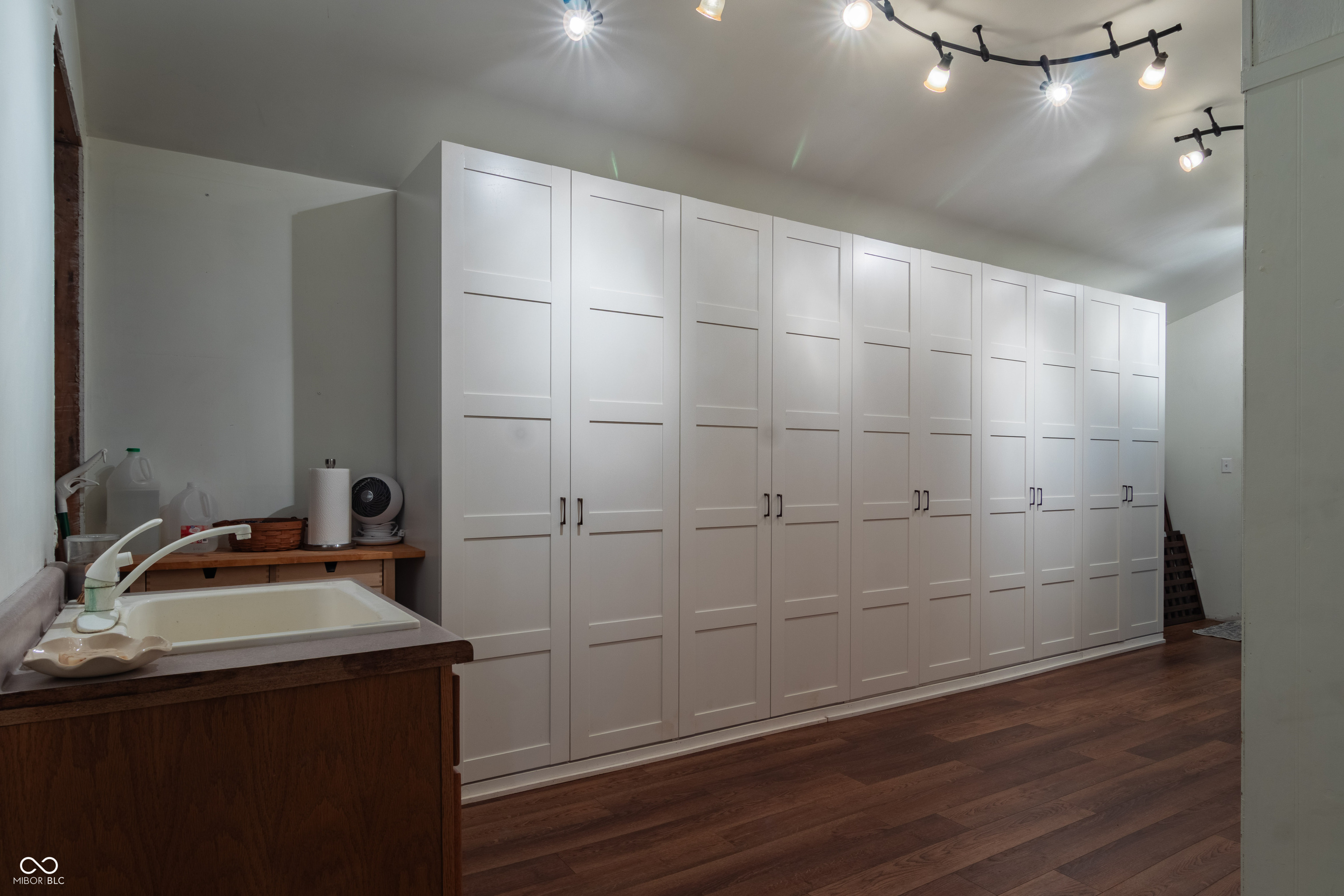 2114 Elmwood Drive