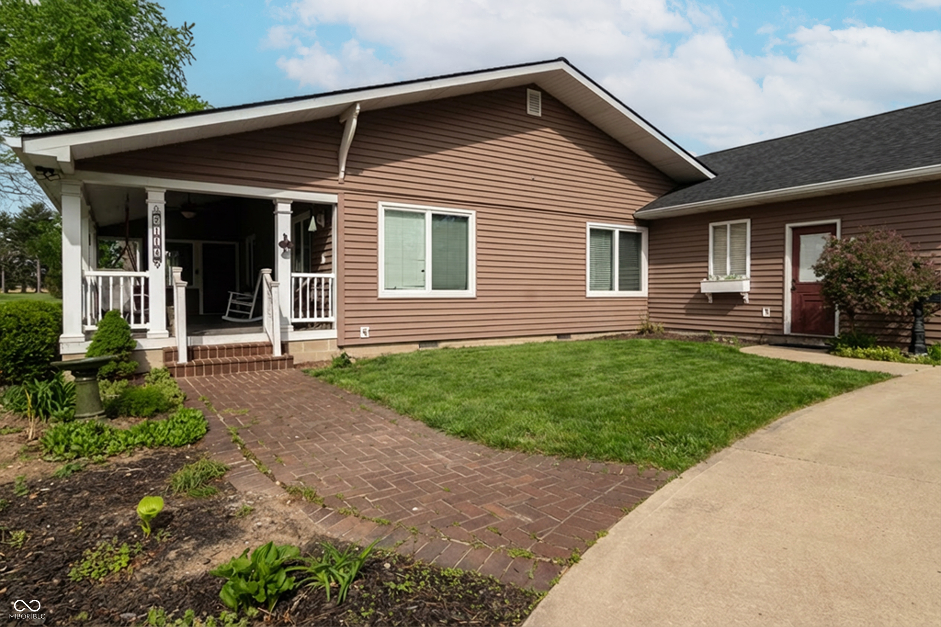 2114 Elmwood Drive