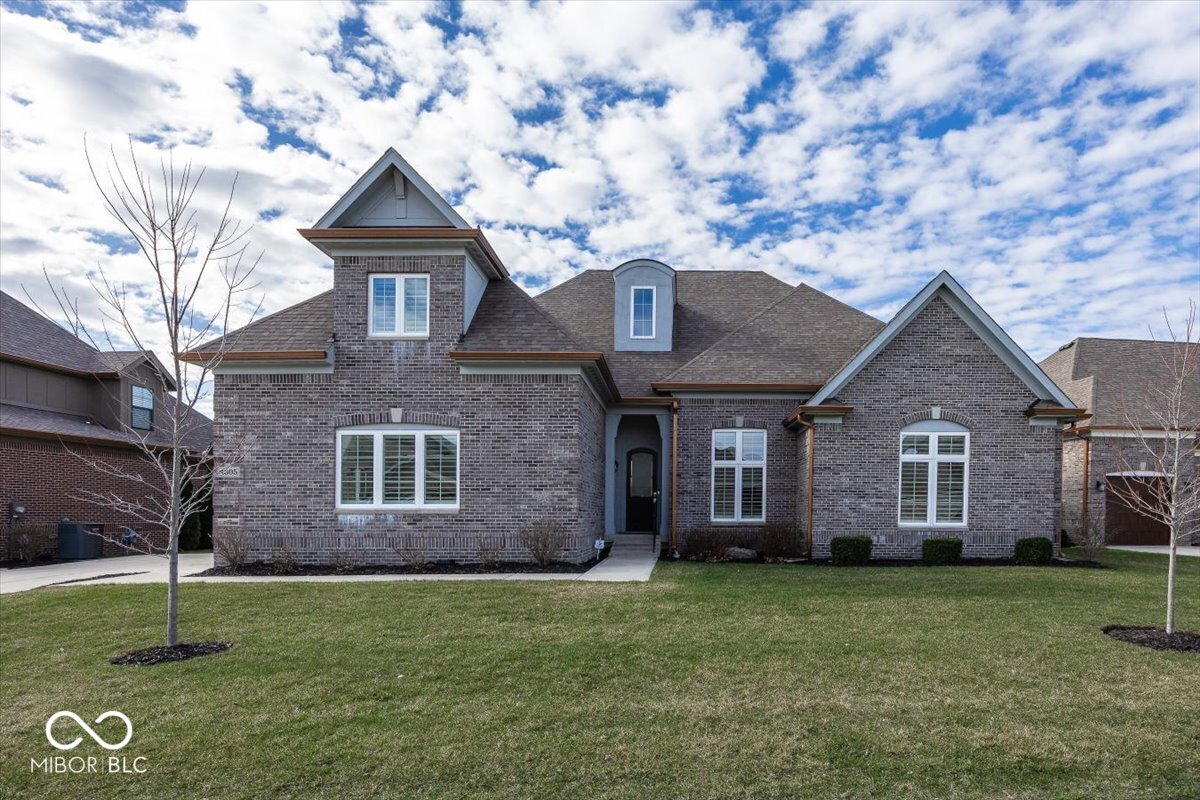 4305 Prairie Falcon Drive
