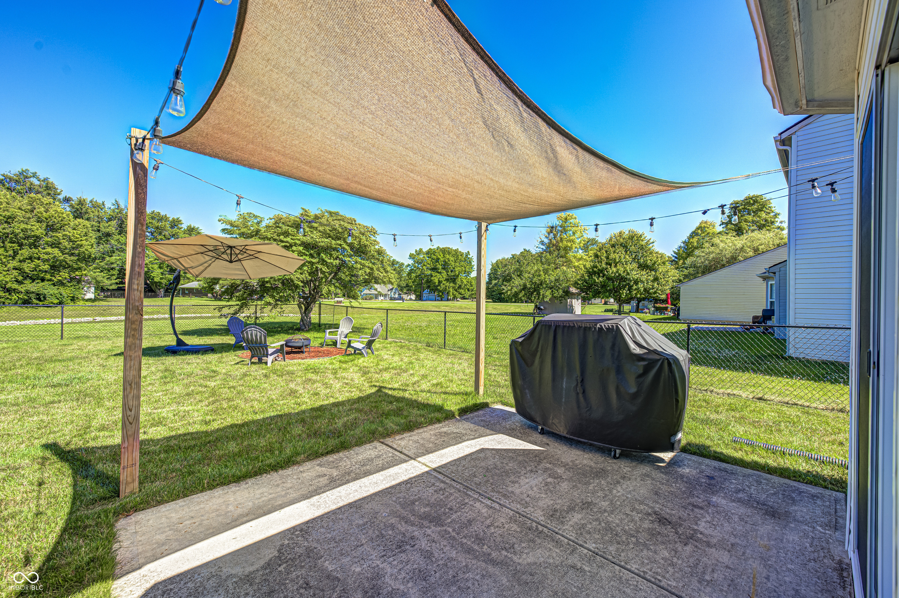 1406 Fall Ridge Drive