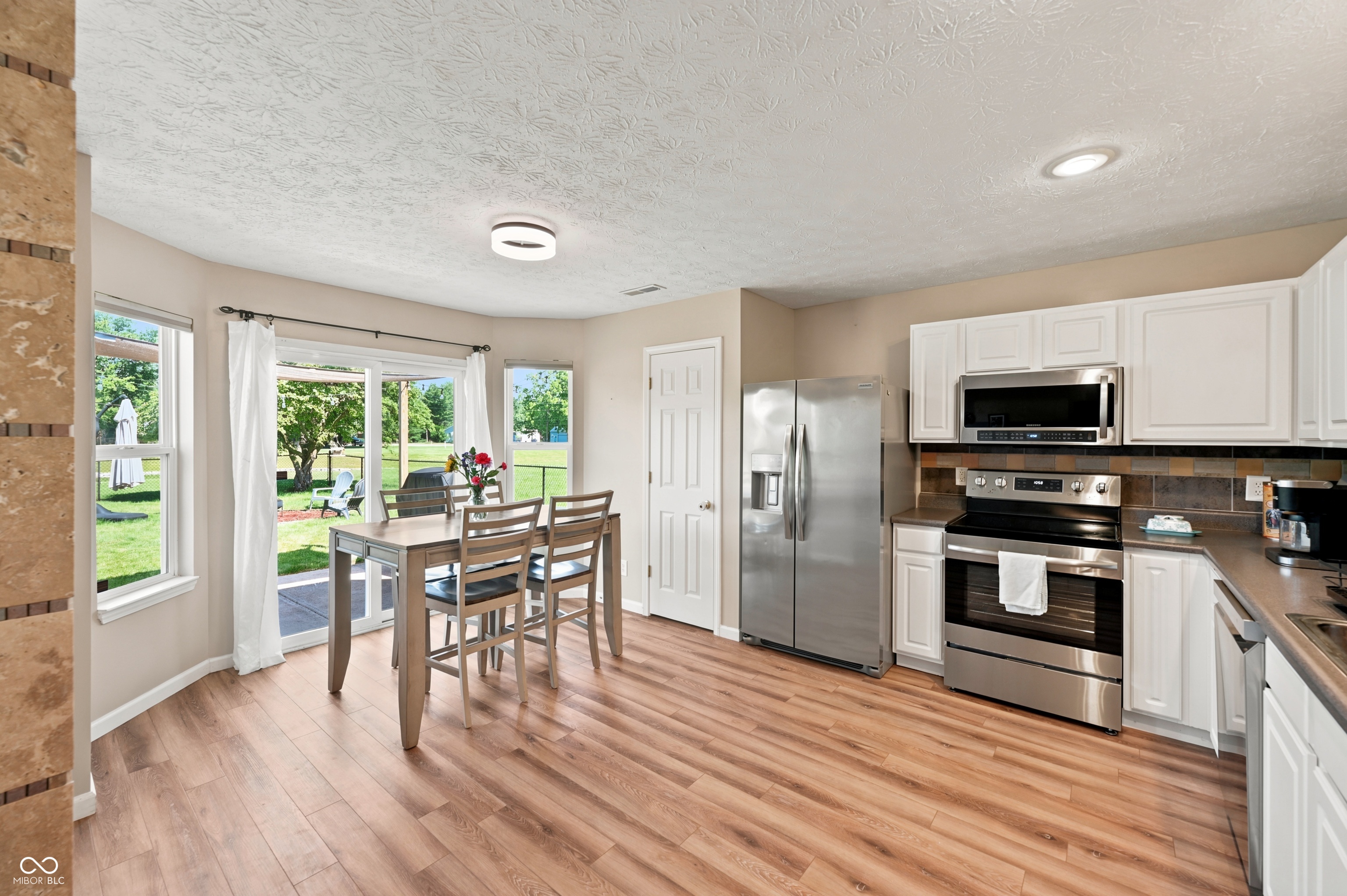 1406 Fall Ridge Drive