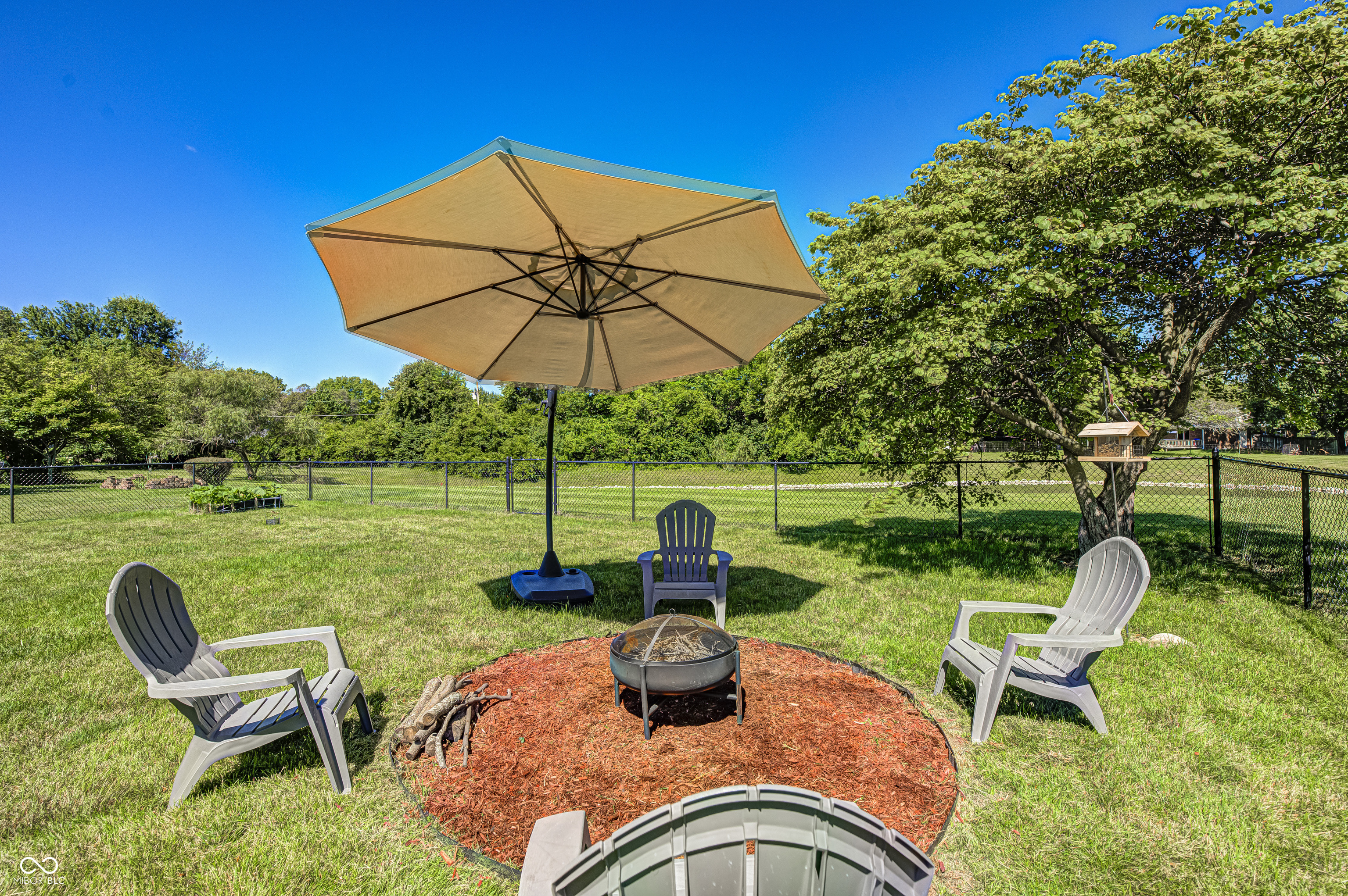 1406 Fall Ridge Drive