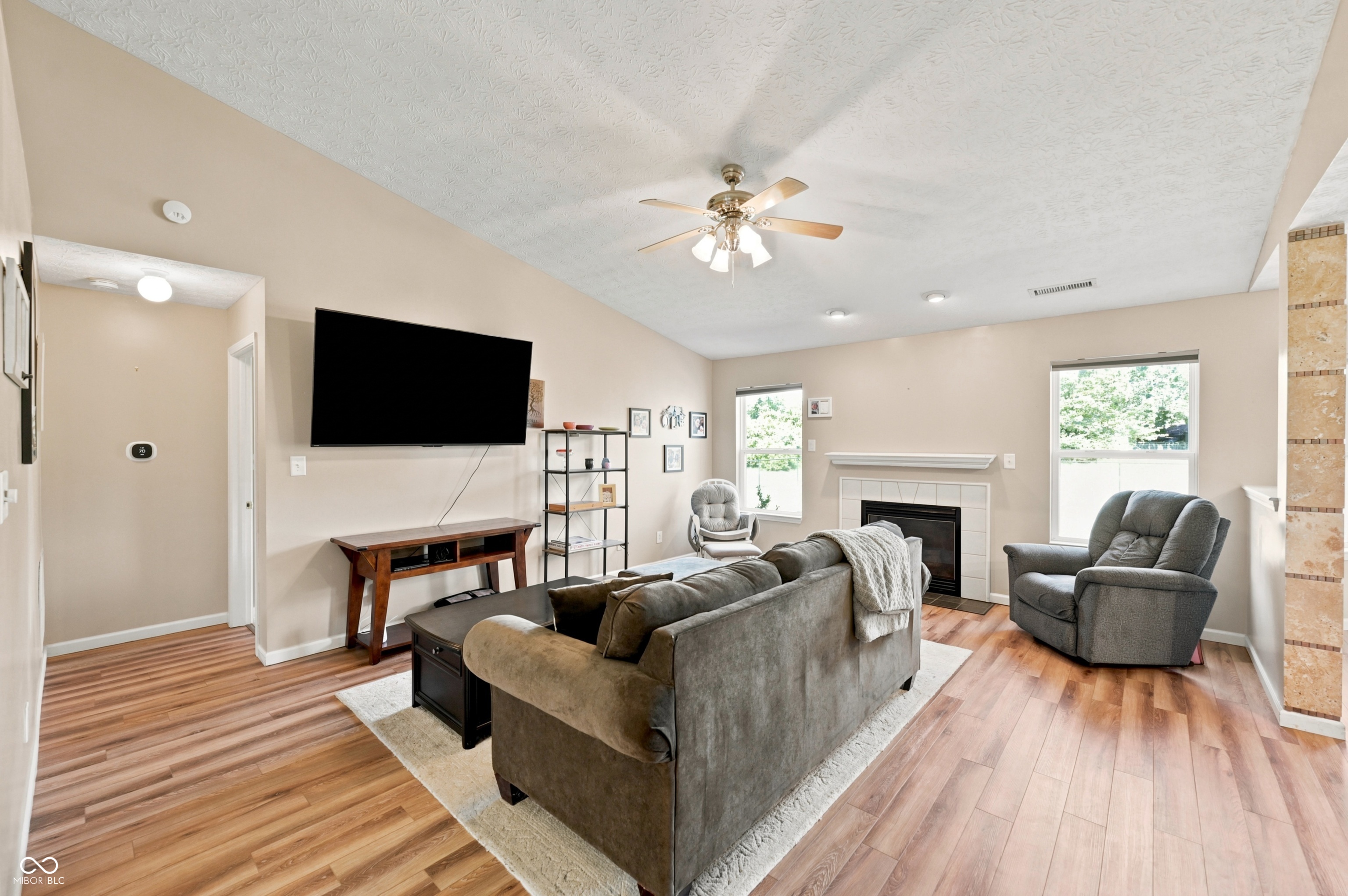 1406 Fall Ridge Drive