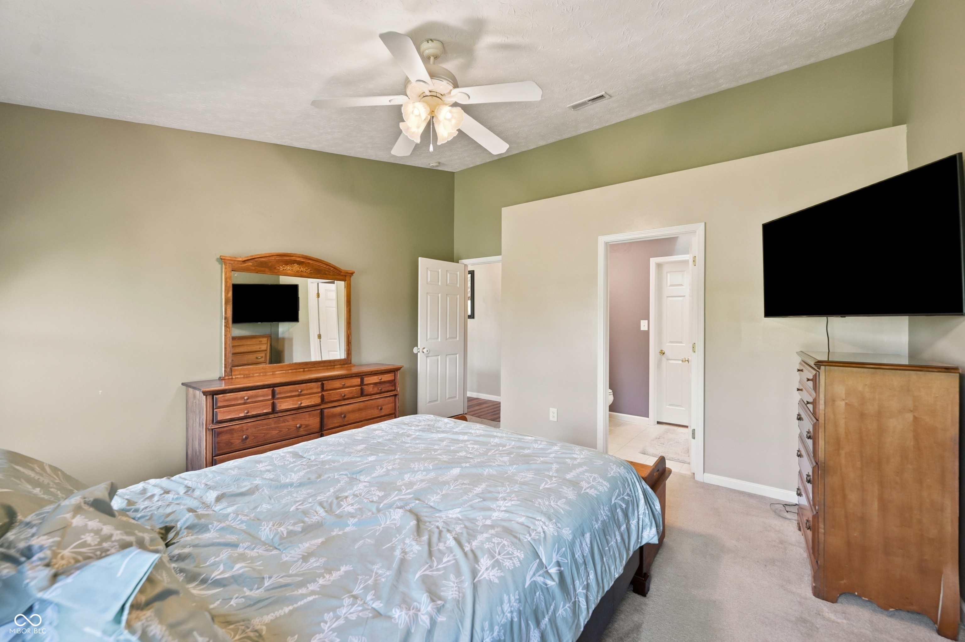 1406 Fall Ridge Drive
