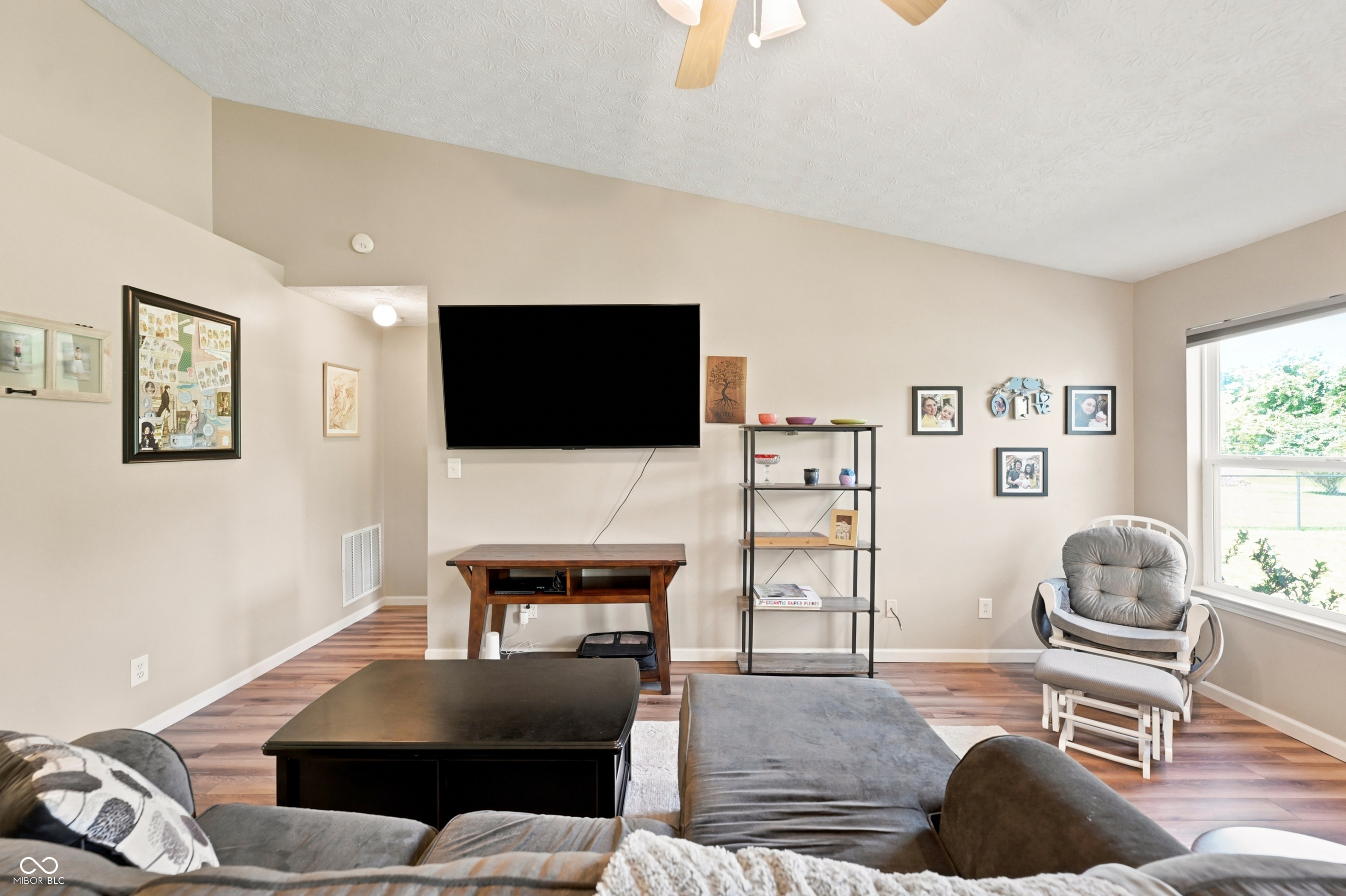 1406 Fall Ridge Drive