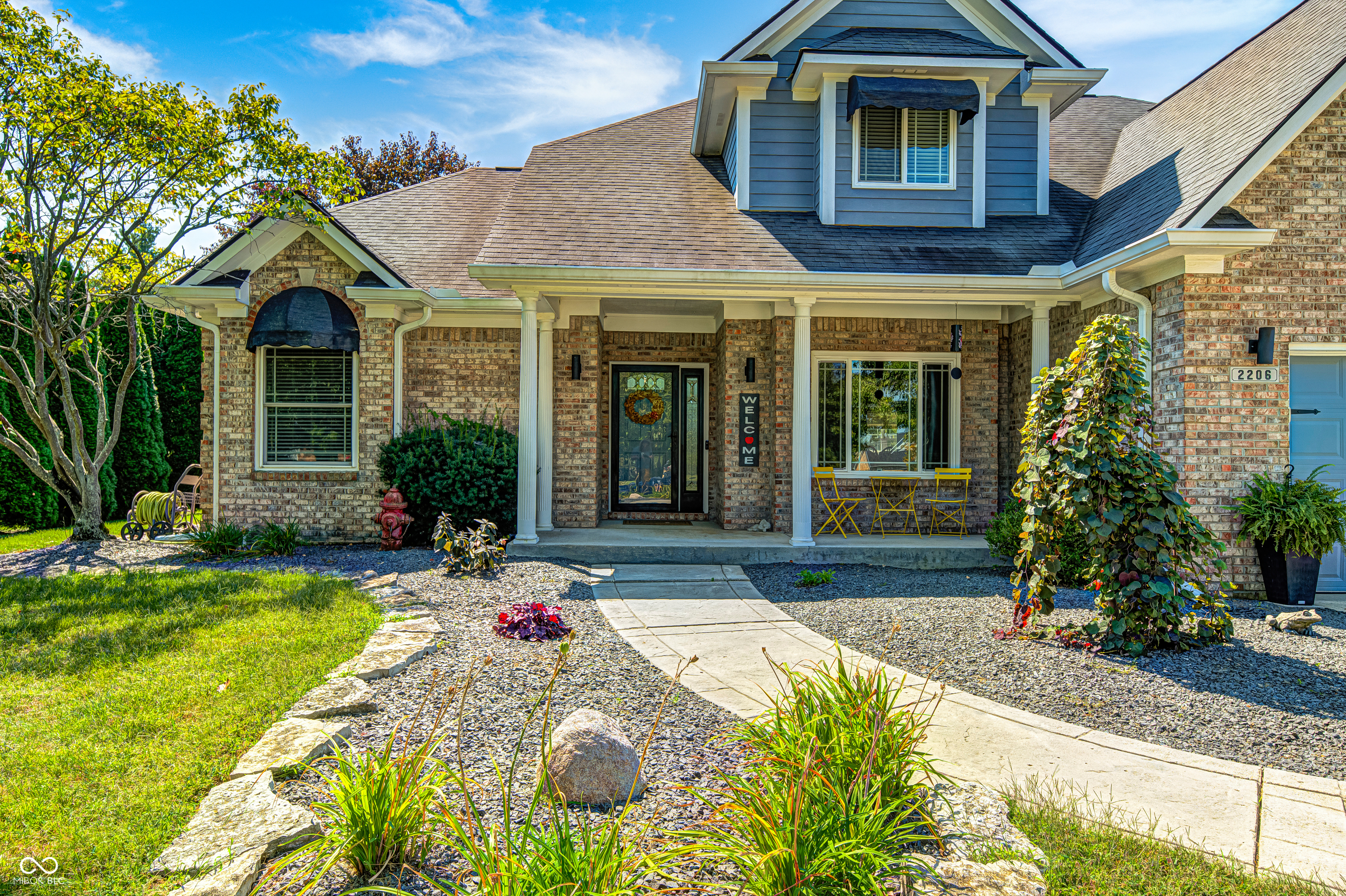 2206 Golfside Drive