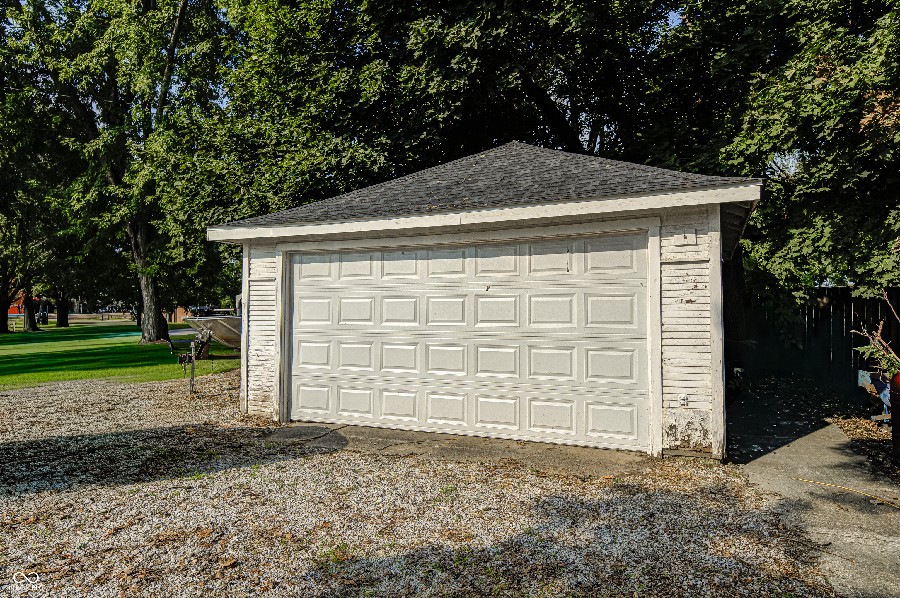 102 W Ulen Drive
