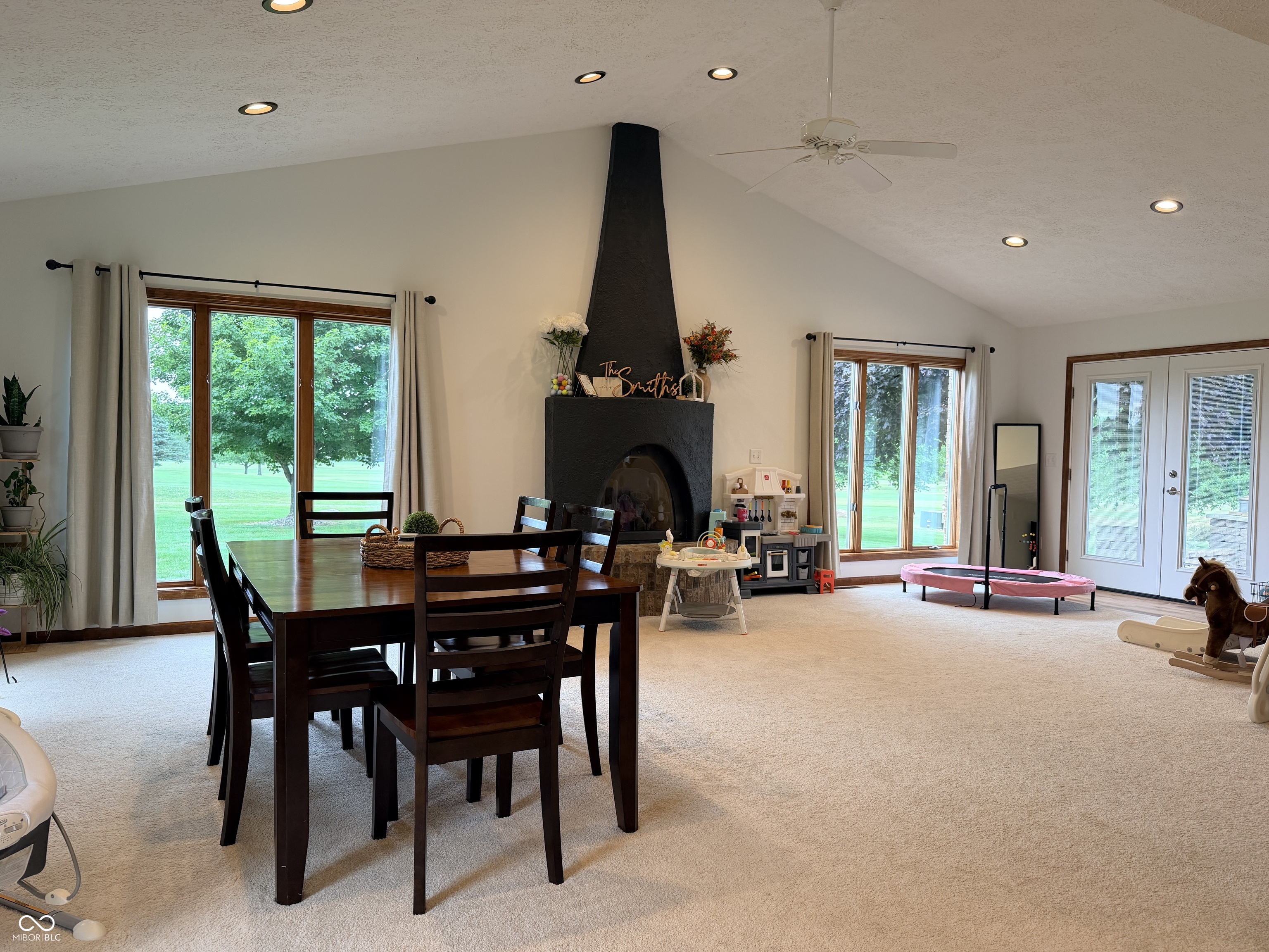 3795 N 625 E