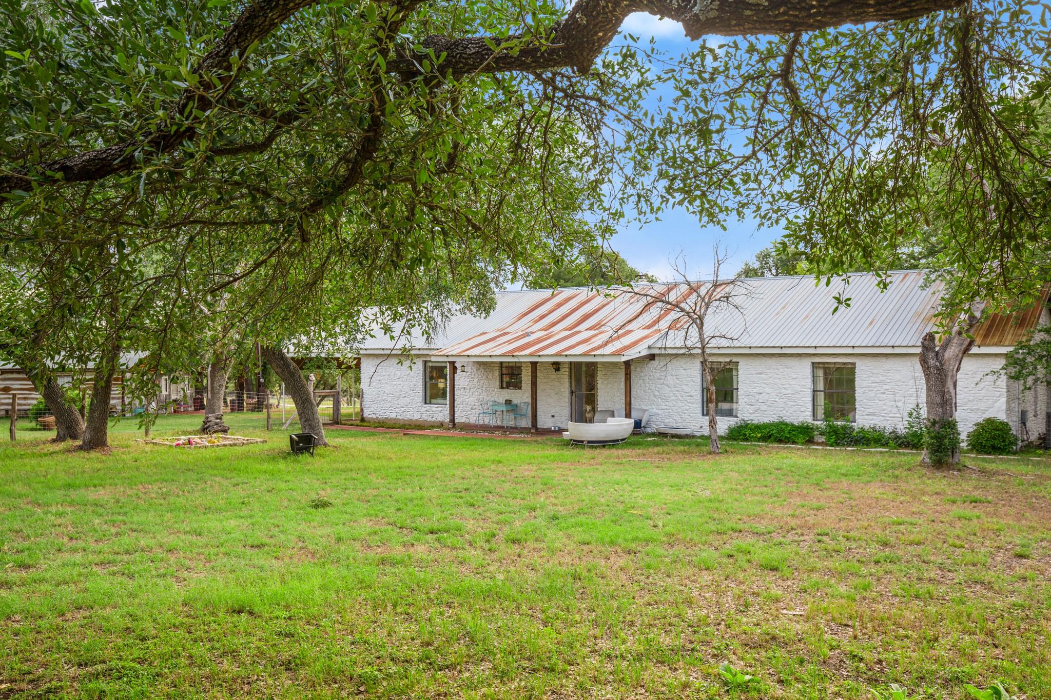 10518 Signal Hill RD