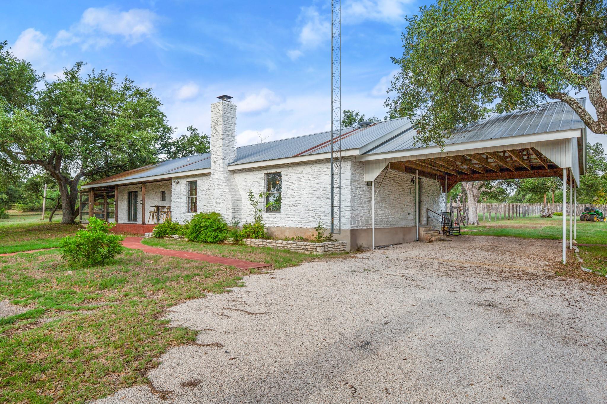 10518 Signal Hill RD