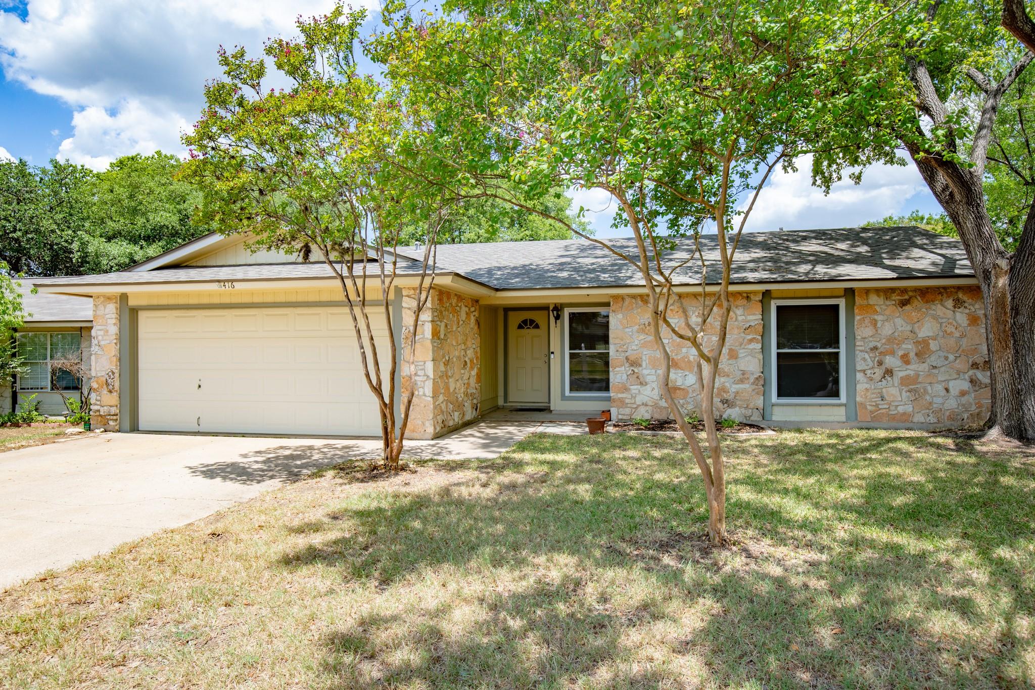 416 Blue Valley DR
