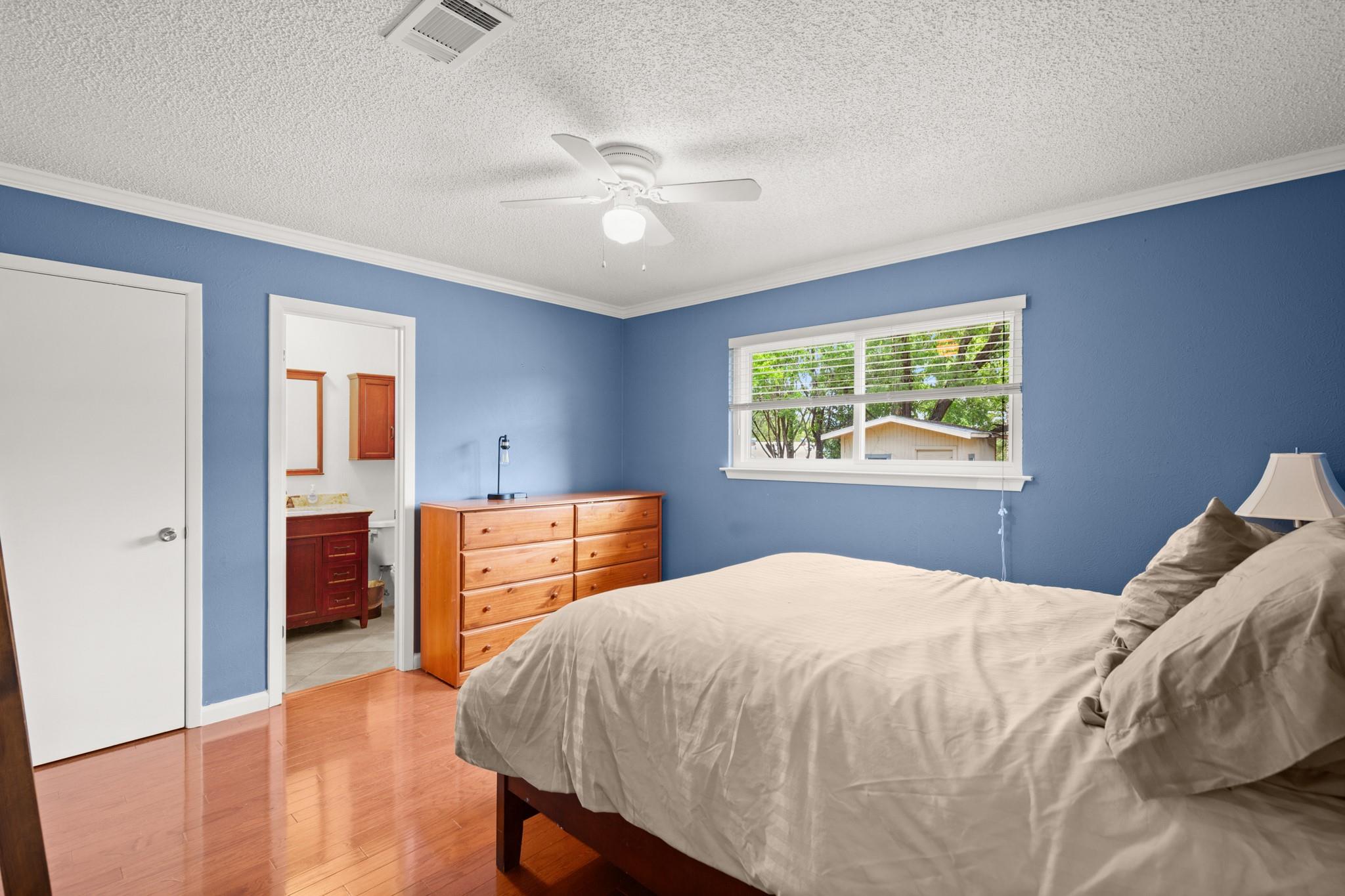 416 Blue Valley DR