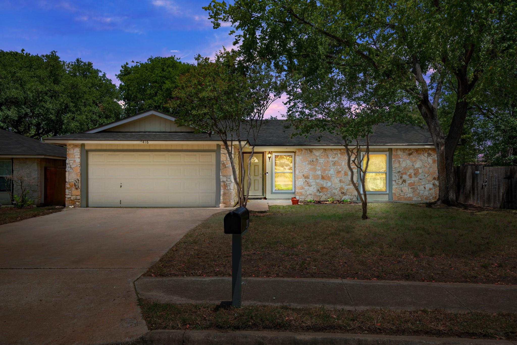 416 Blue Valley DR