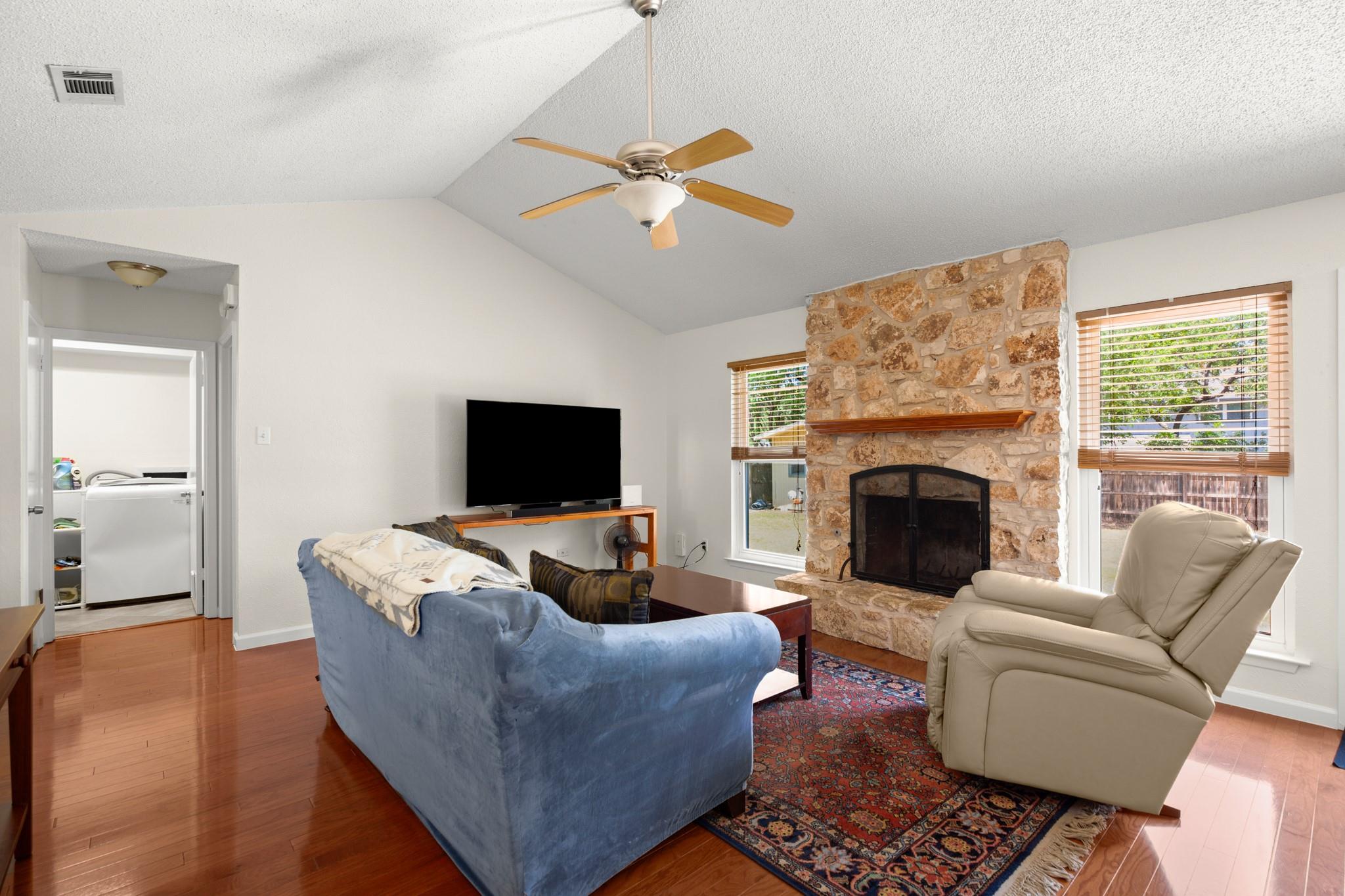416 Blue Valley DR