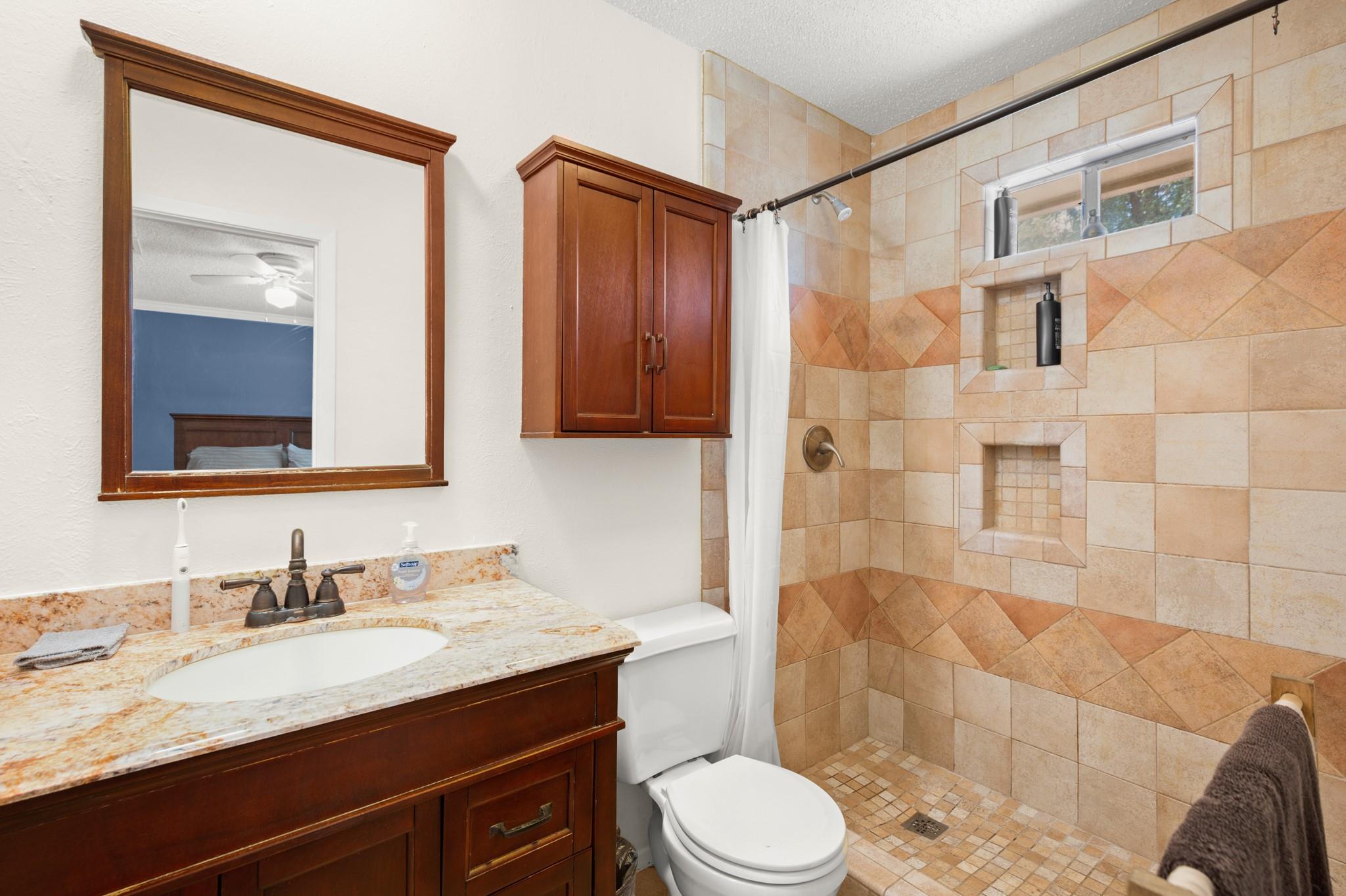 416 Blue Valley DR
