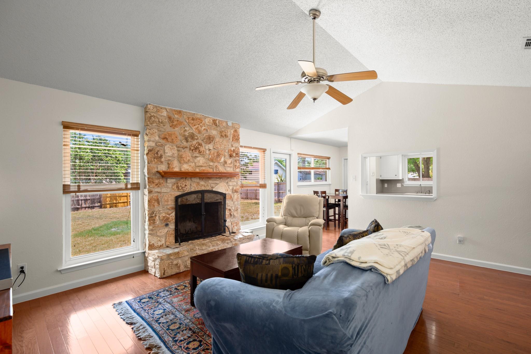 416 Blue Valley DR