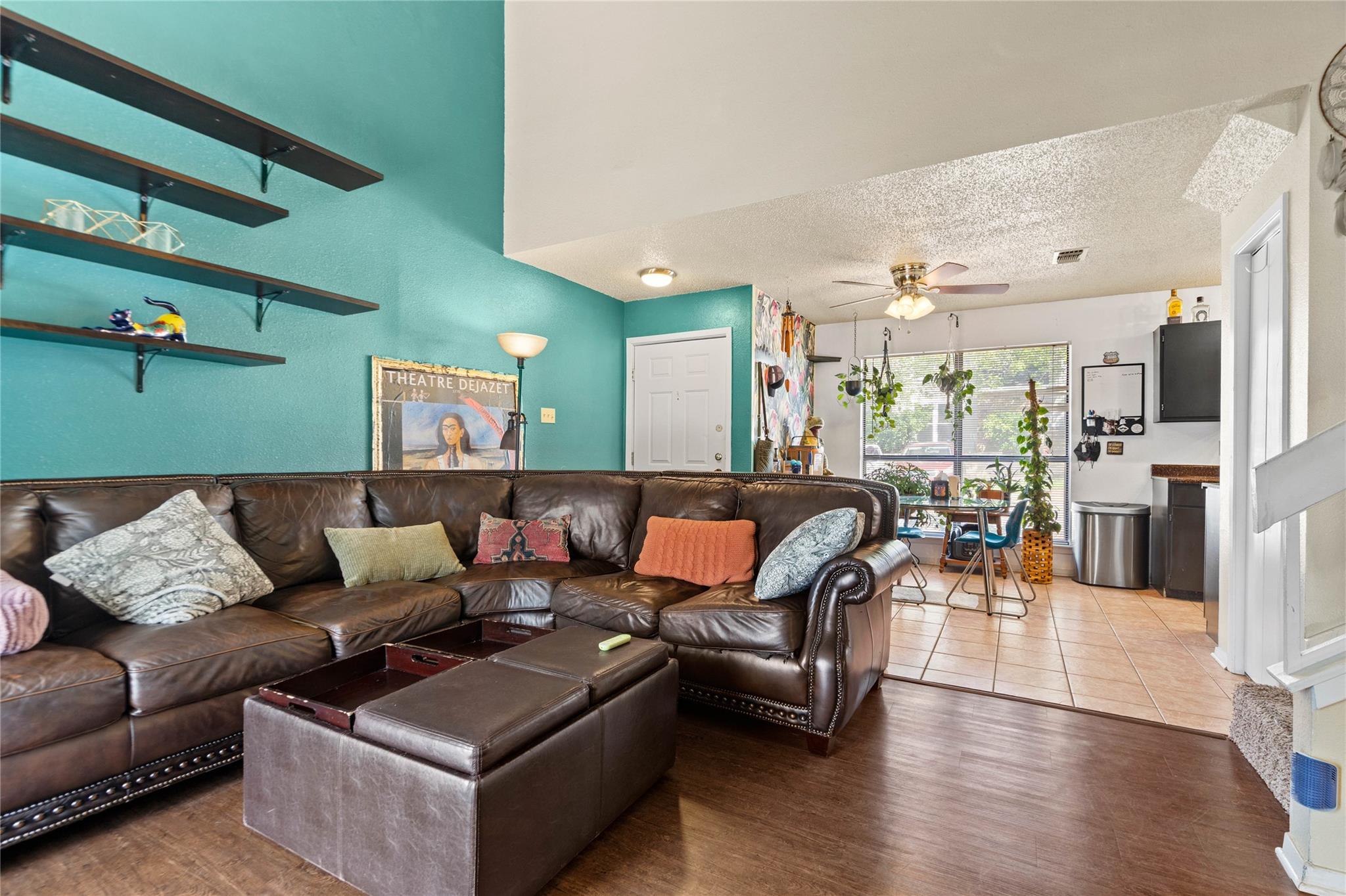2018 W Rundberg LN # 4B